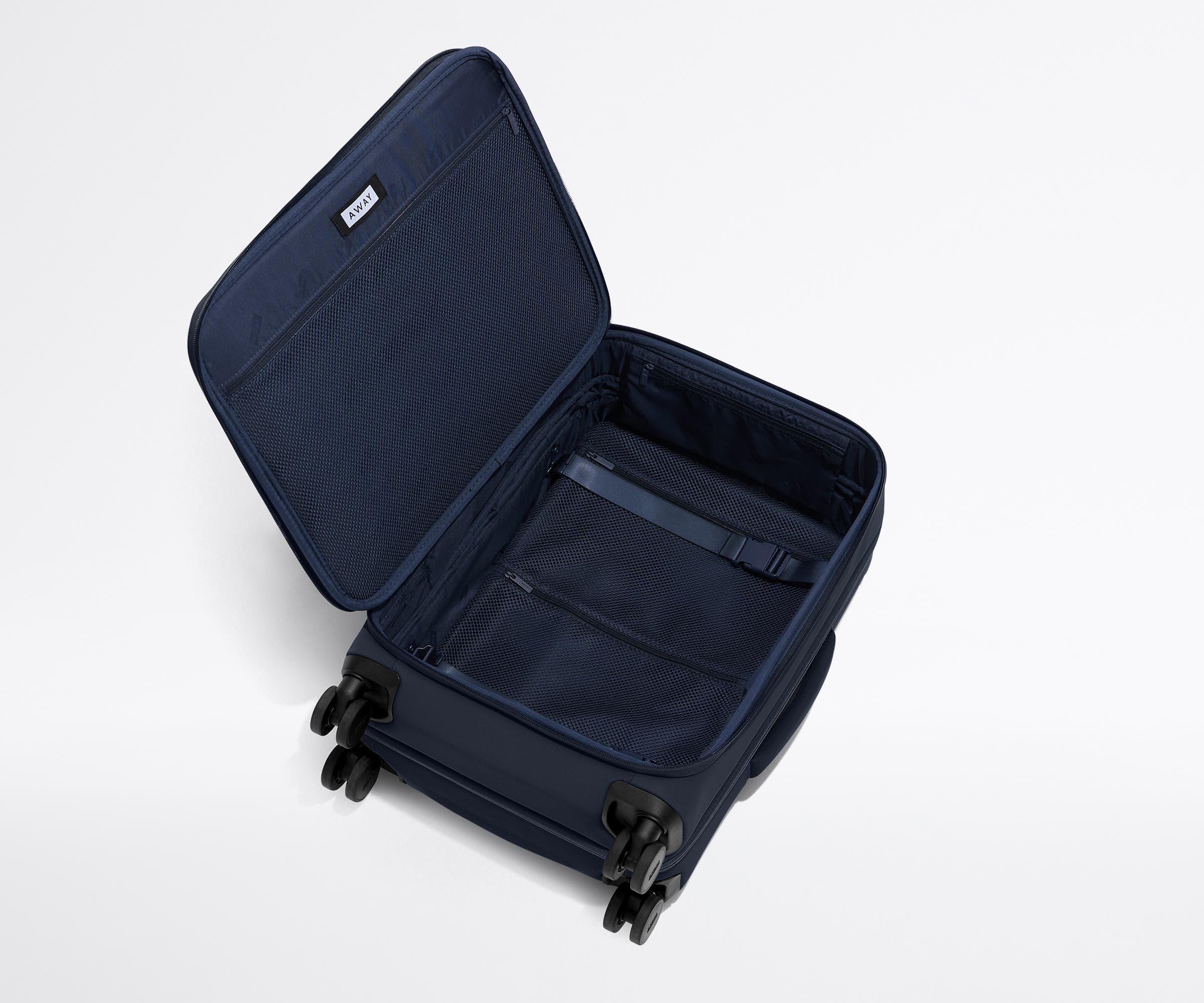 away-softside-bigger-carry-on-bagage-cabine-navy-blue-extensible image 8