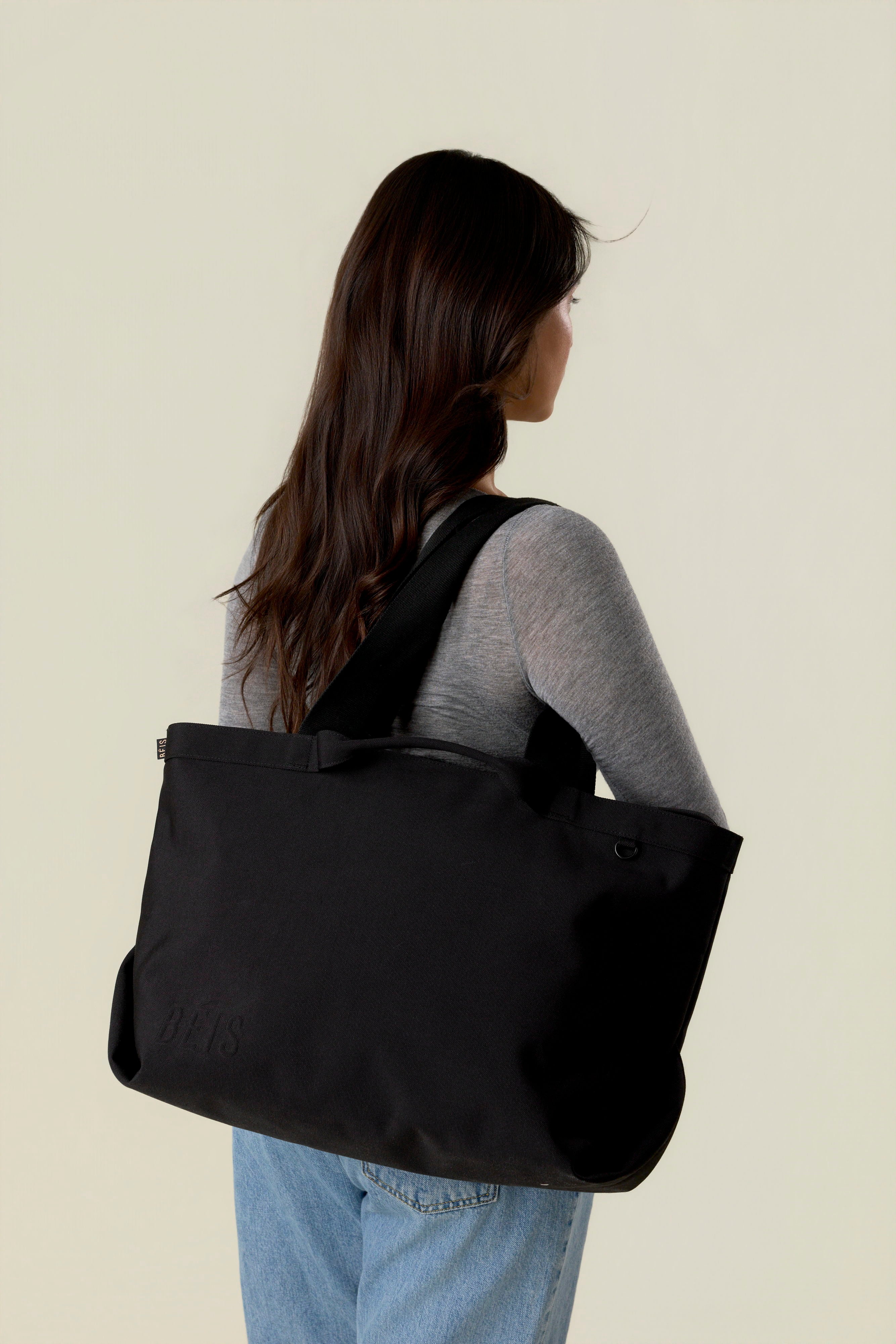 beis-travel-tote-sac-cabas-noir image 4