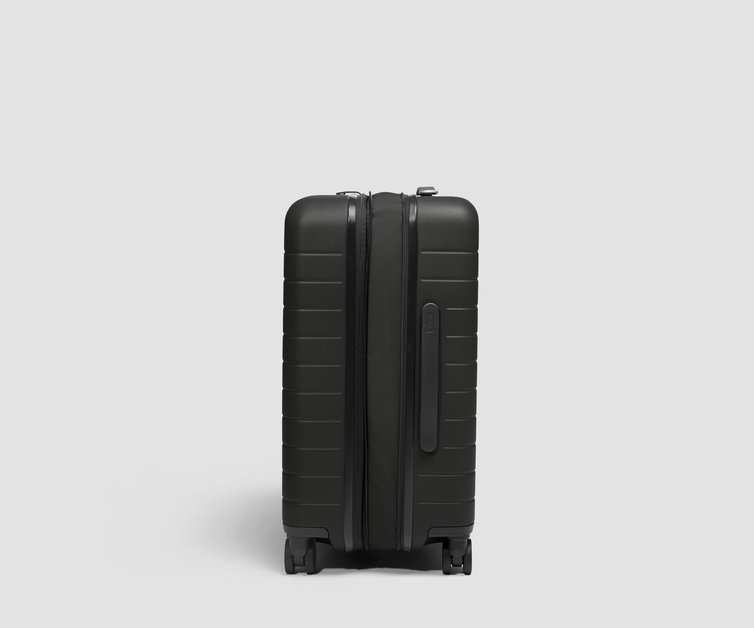 away-bigger-carry-on-flex-3-valise-cabine-jet-black-extensible image 3