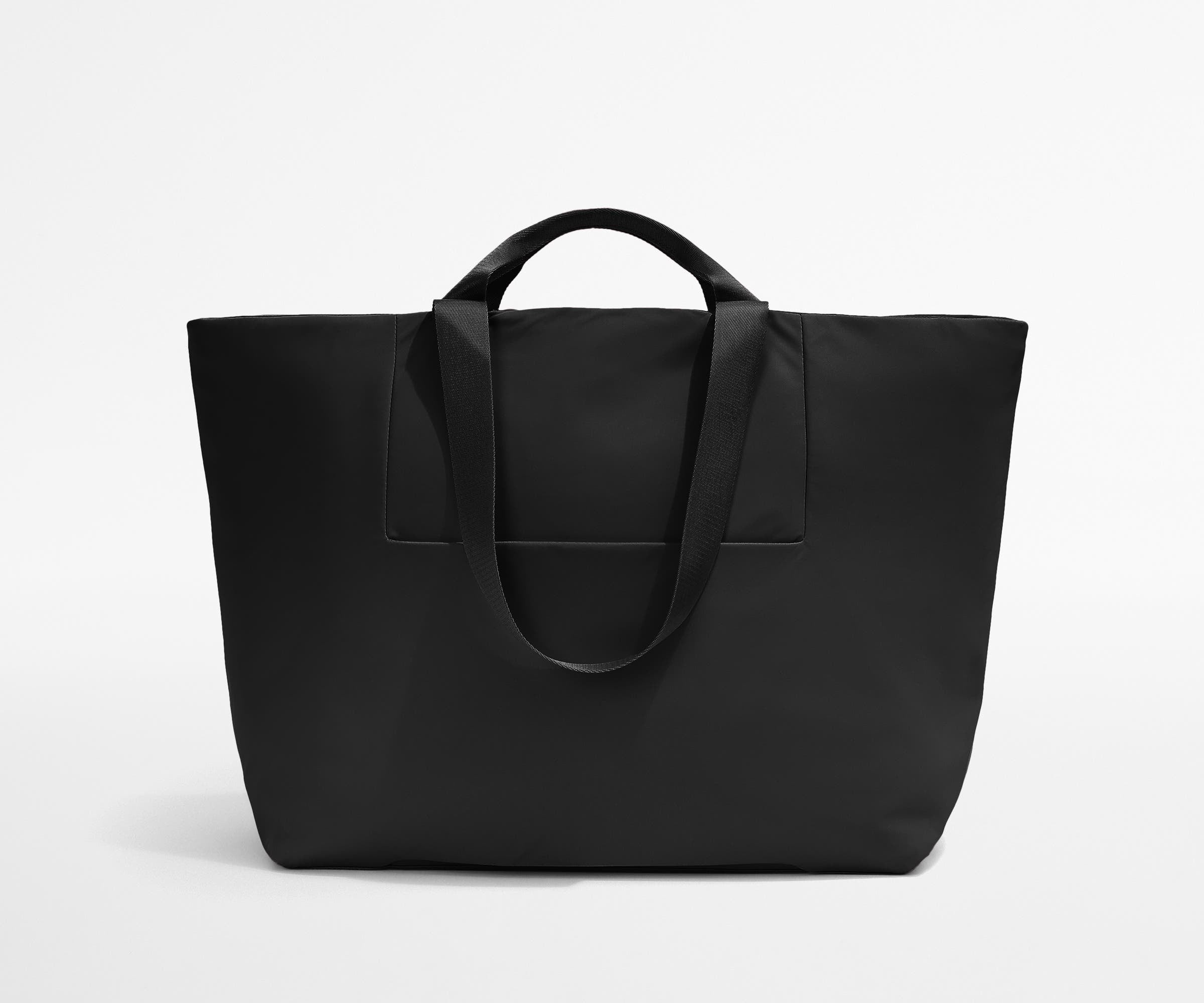 away-featherlight-tote-grand-cabas-noir-jet-black-16-pouces image 4