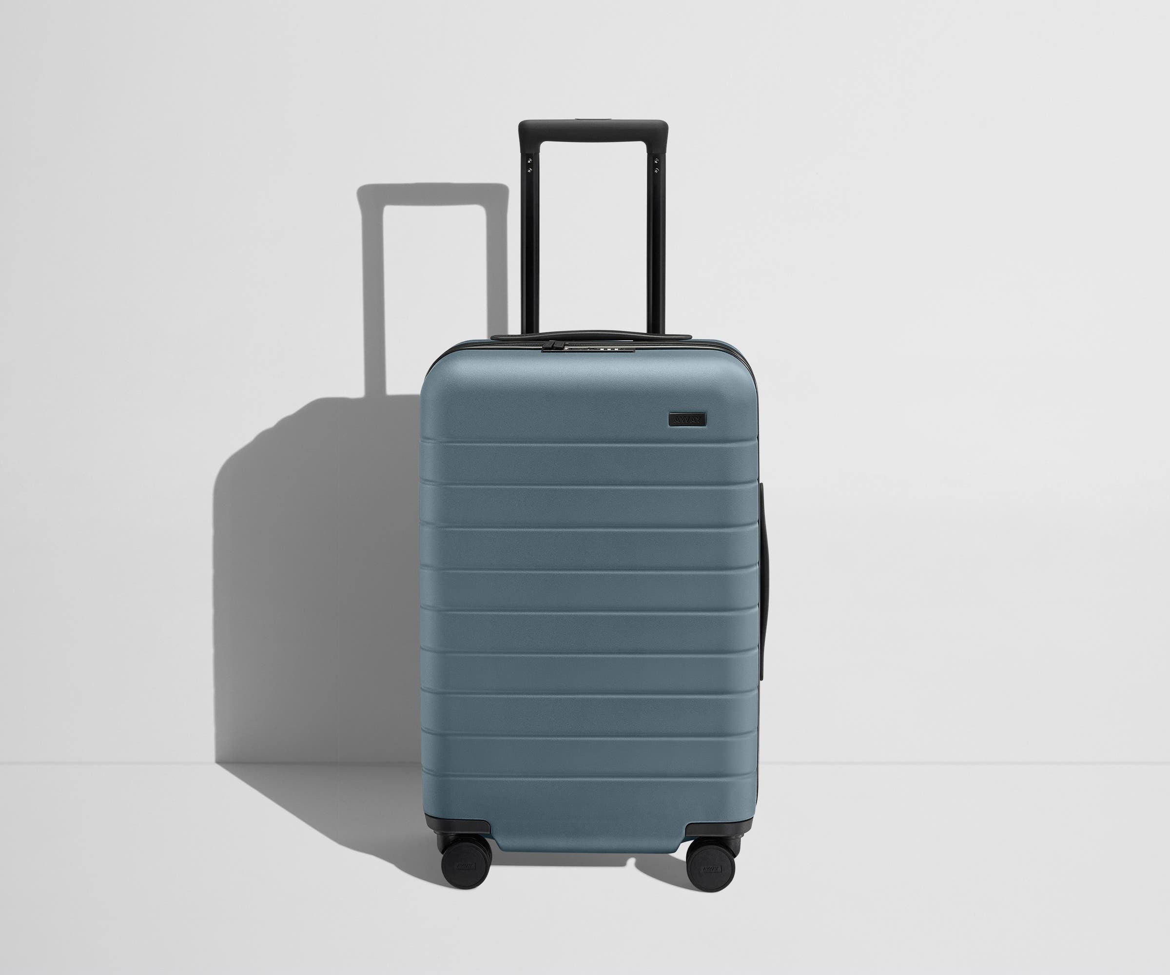 away-carry-on-flex-valise-cabine-extensible-bleu-c-te image 4