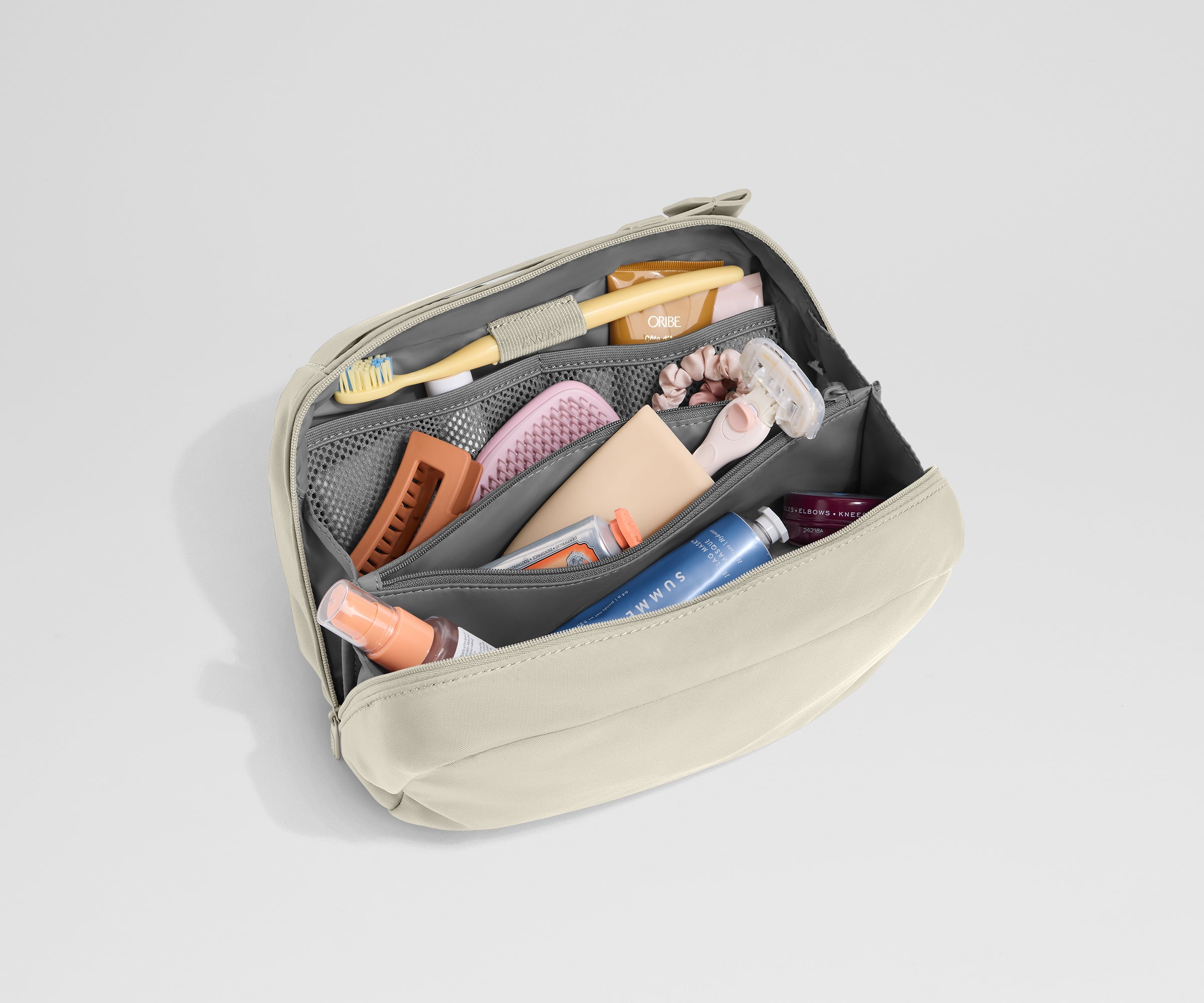 away-large-toiletry-bag-trousse-de-toilette-blanc-sel-grand-format image 2