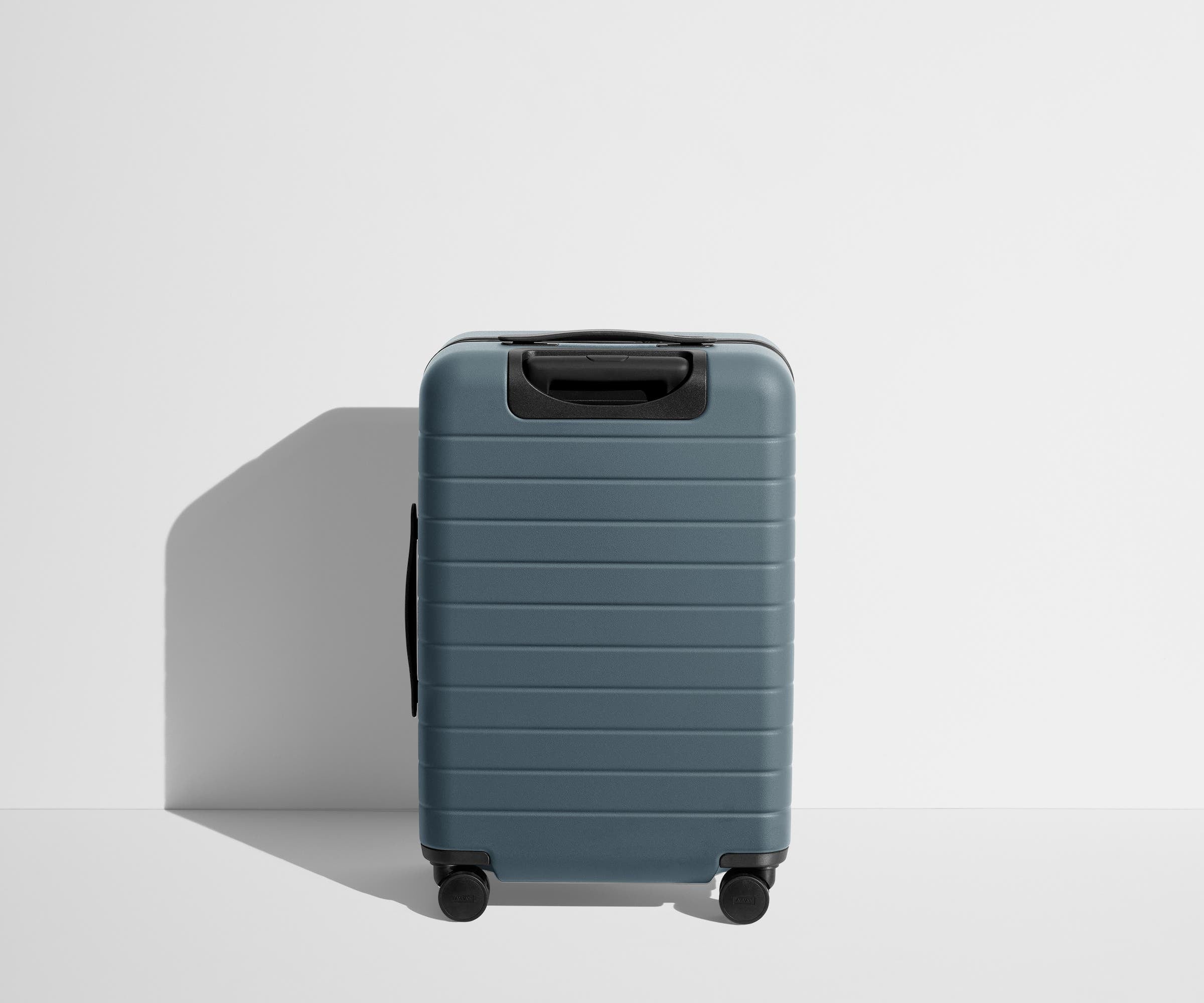 away-bigger-carry-on-flex-valise-cabine-coast-blue-extensible image 8