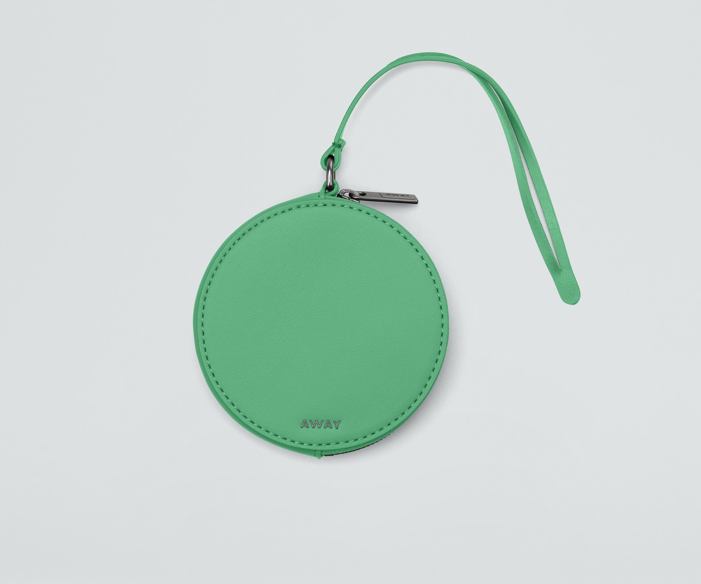 away-circle-zip-pouch-pochette-ronde-jet-black-cartes-et-cl-s image 3