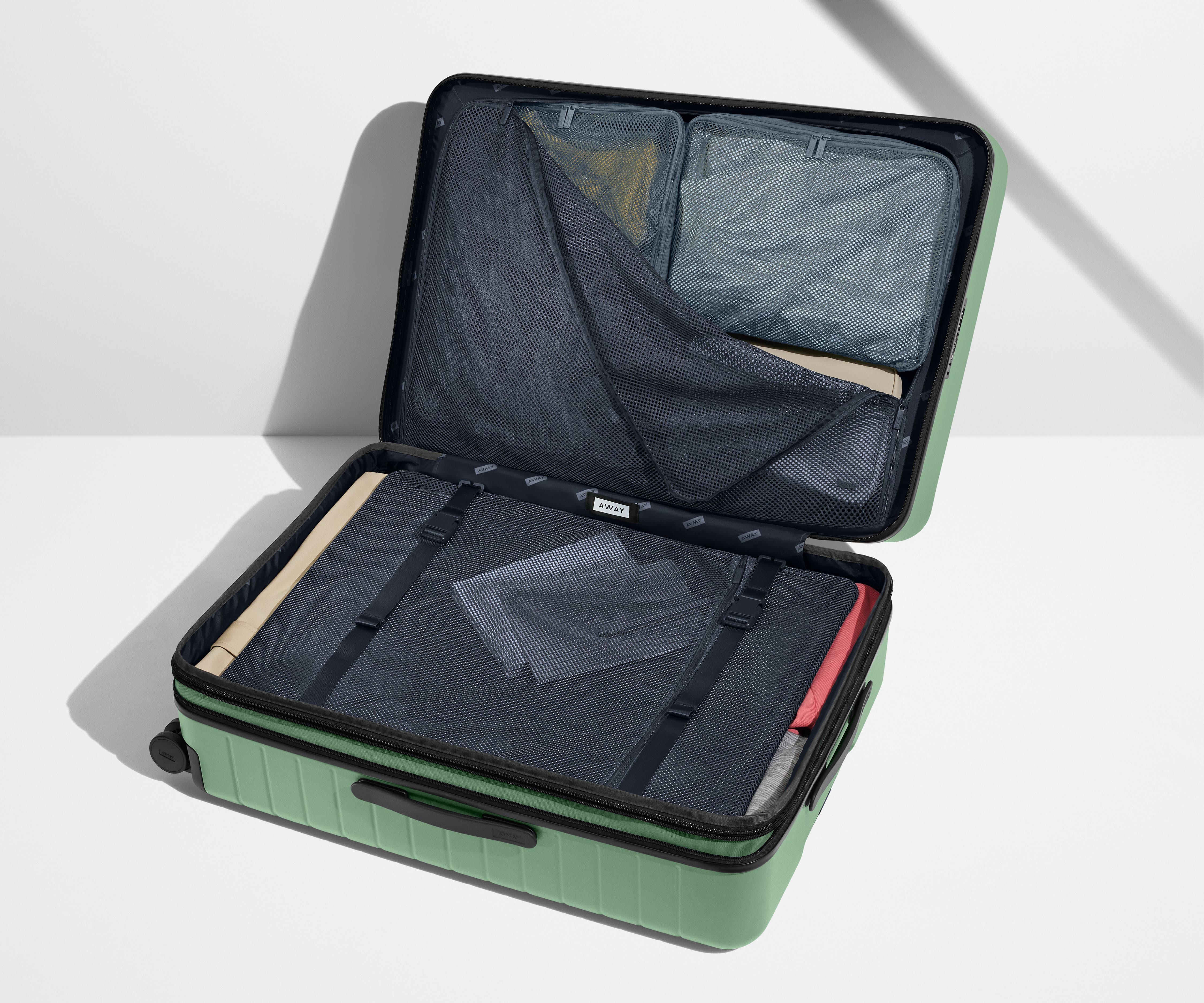 away-large-flex-valise-soute-vert-sea-green-extensible image 6