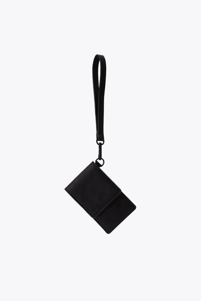 beis-the-id-wristlet-pochette-carte-noir image 1