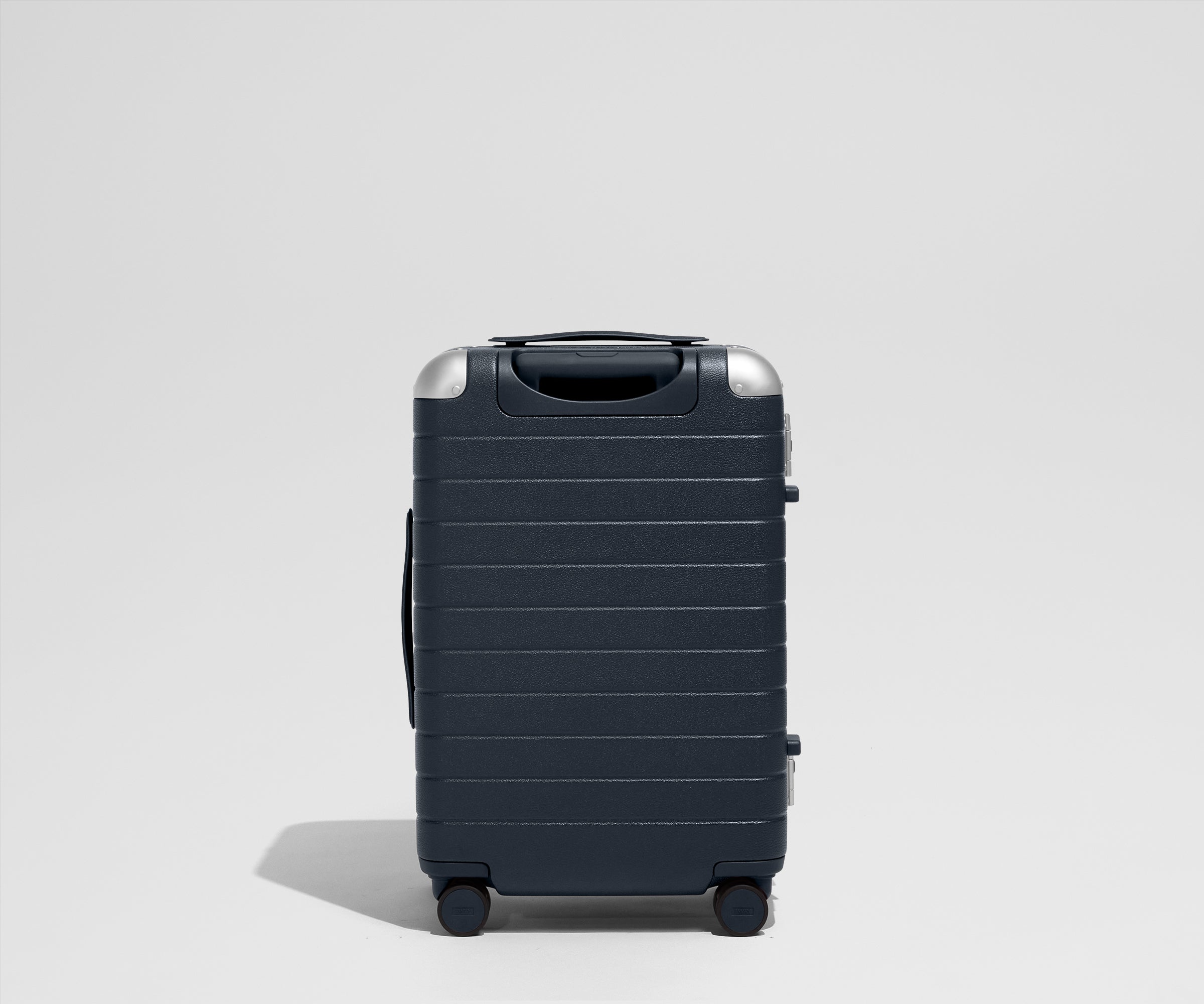 away-aluminum-edge-bigger-carry-on-valise-cabine-navy-blue image 6