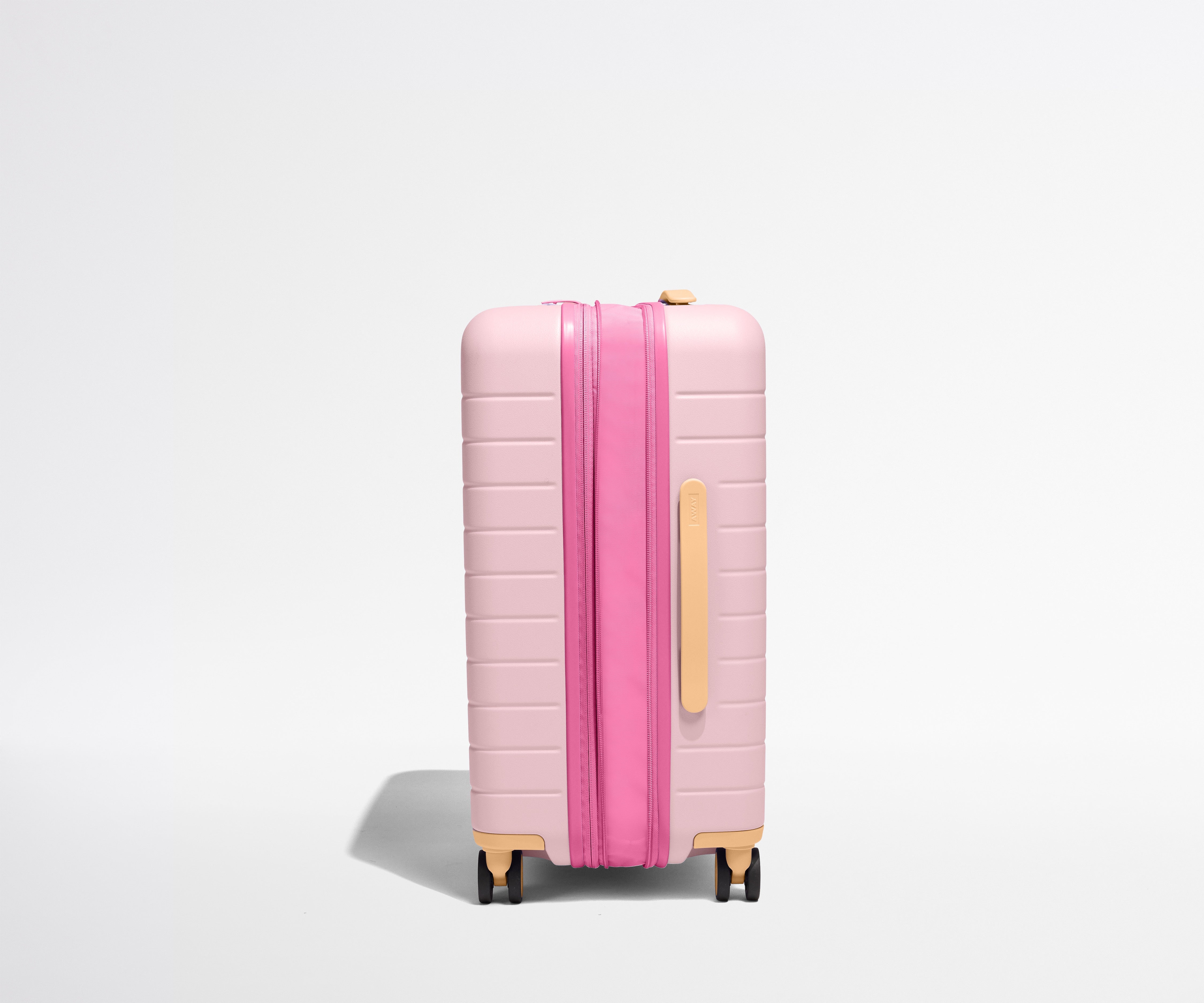 away-bigger-carry-on-flex-valise-pink-sand-extensible image 3