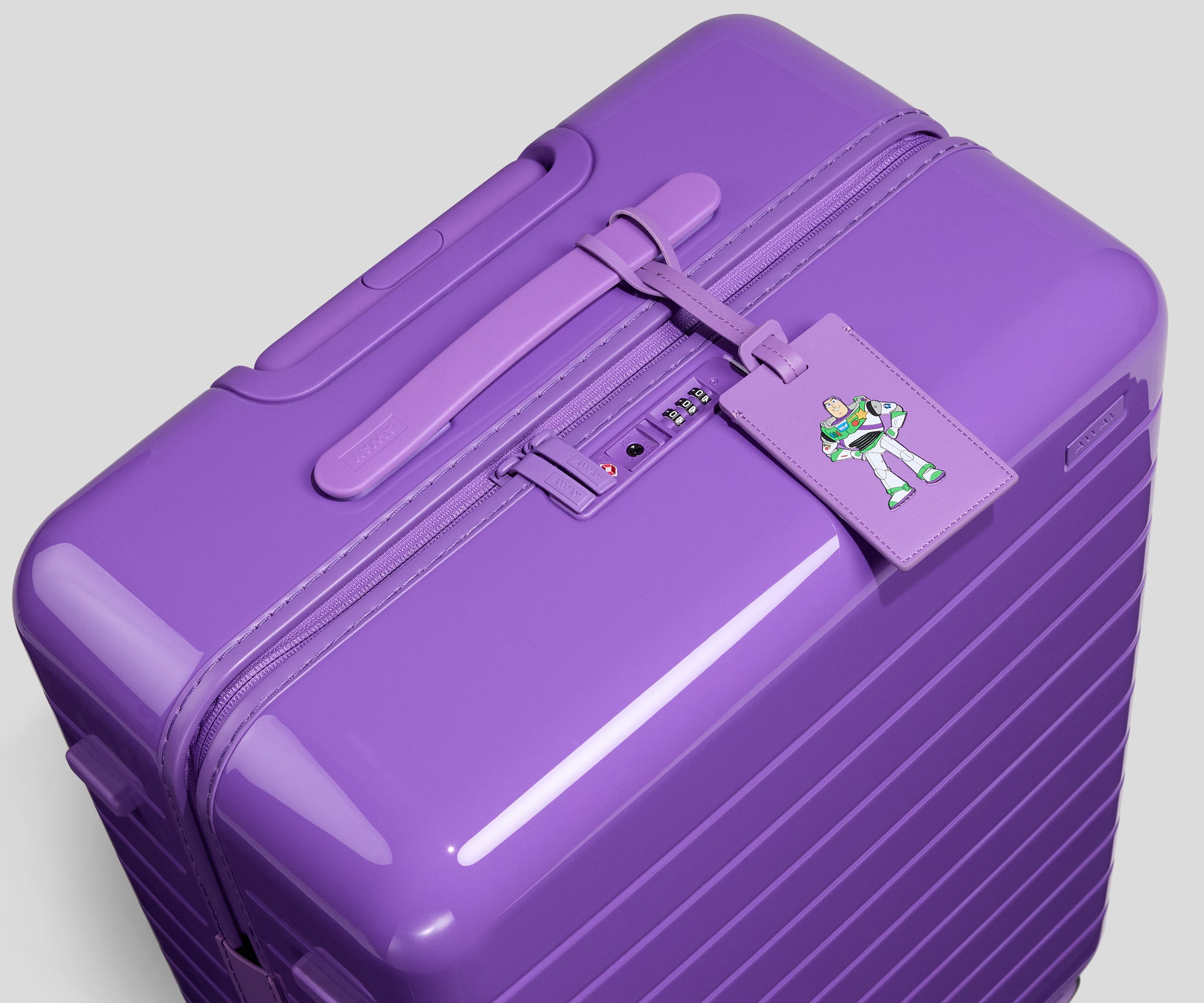 away-the-medium-valise-soute-buzz-lightyear-violet-rigide image 7
