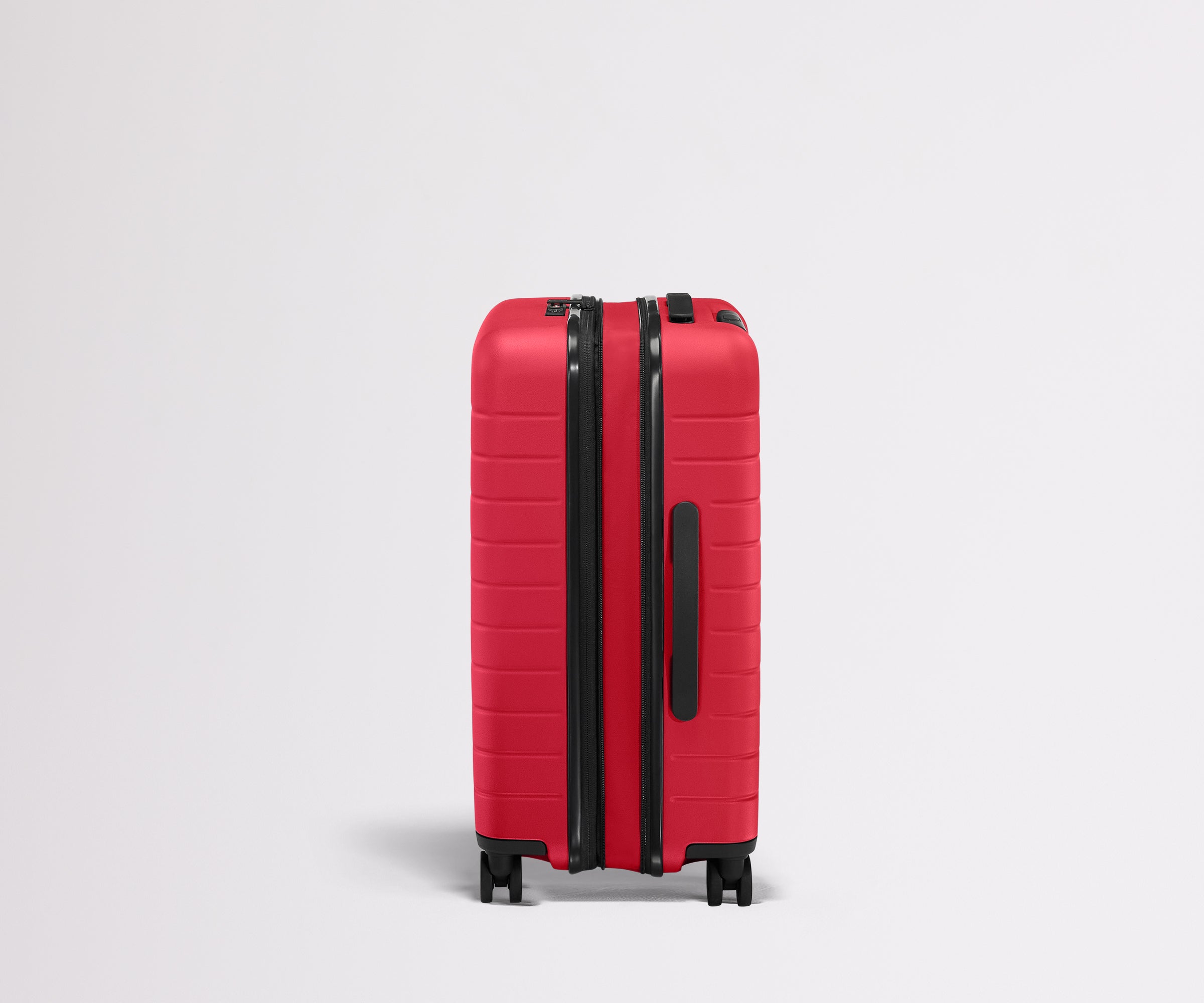 away-bigger-carry-on-flex-valise-cabine-rouge-cherry-red image 3