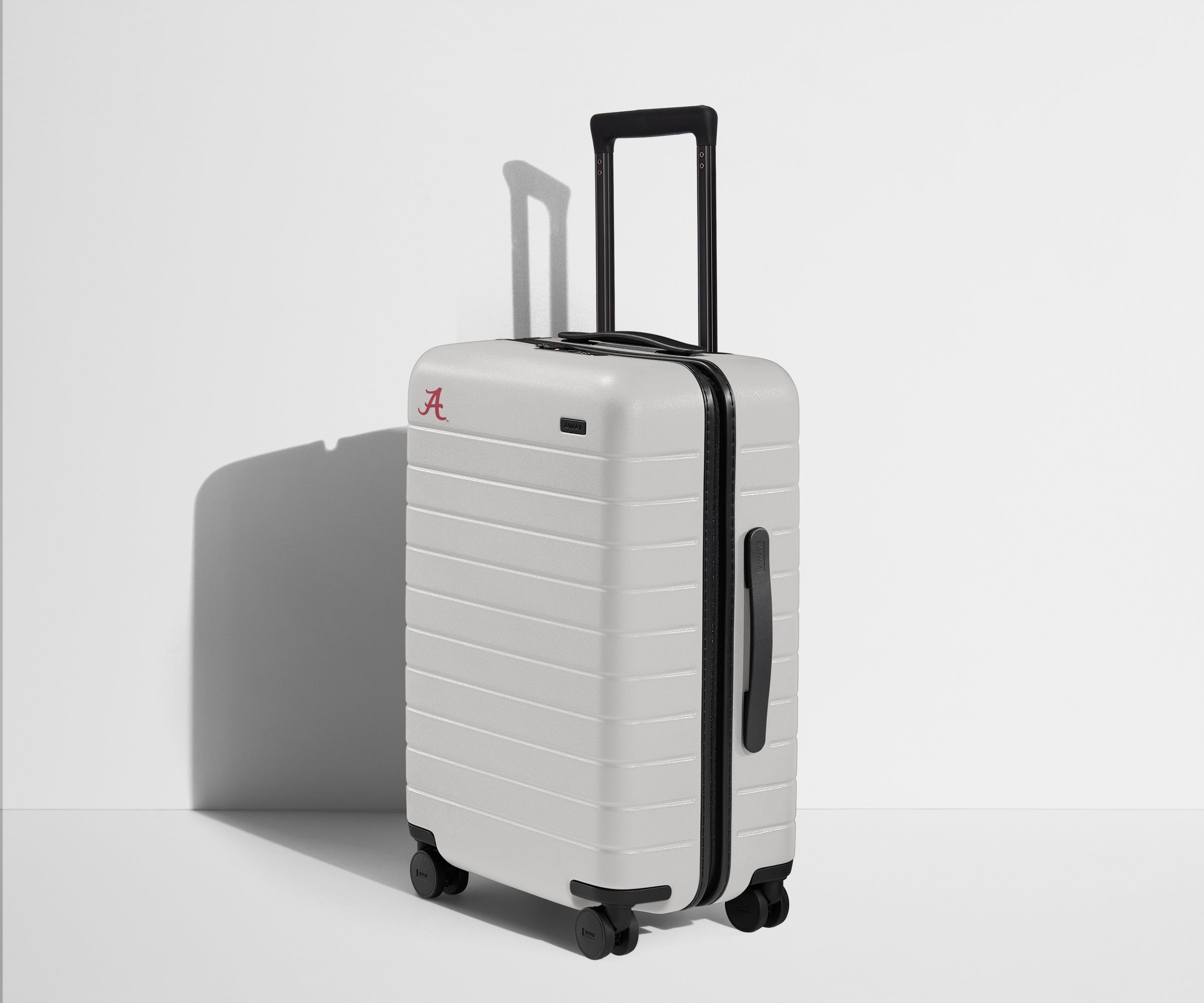 away-bigger-carry-on-valise-cabine-alabama-rigide image 2