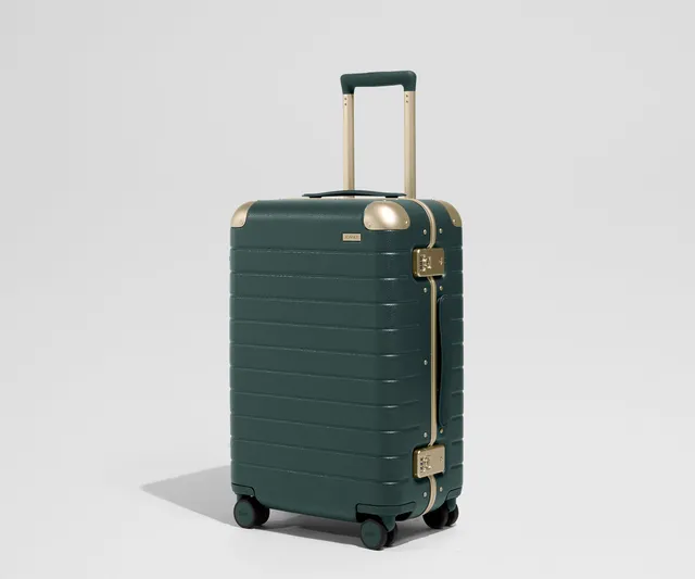 away-aluminum-edge-bigger-carry-on-valise-vert-lierre image 1