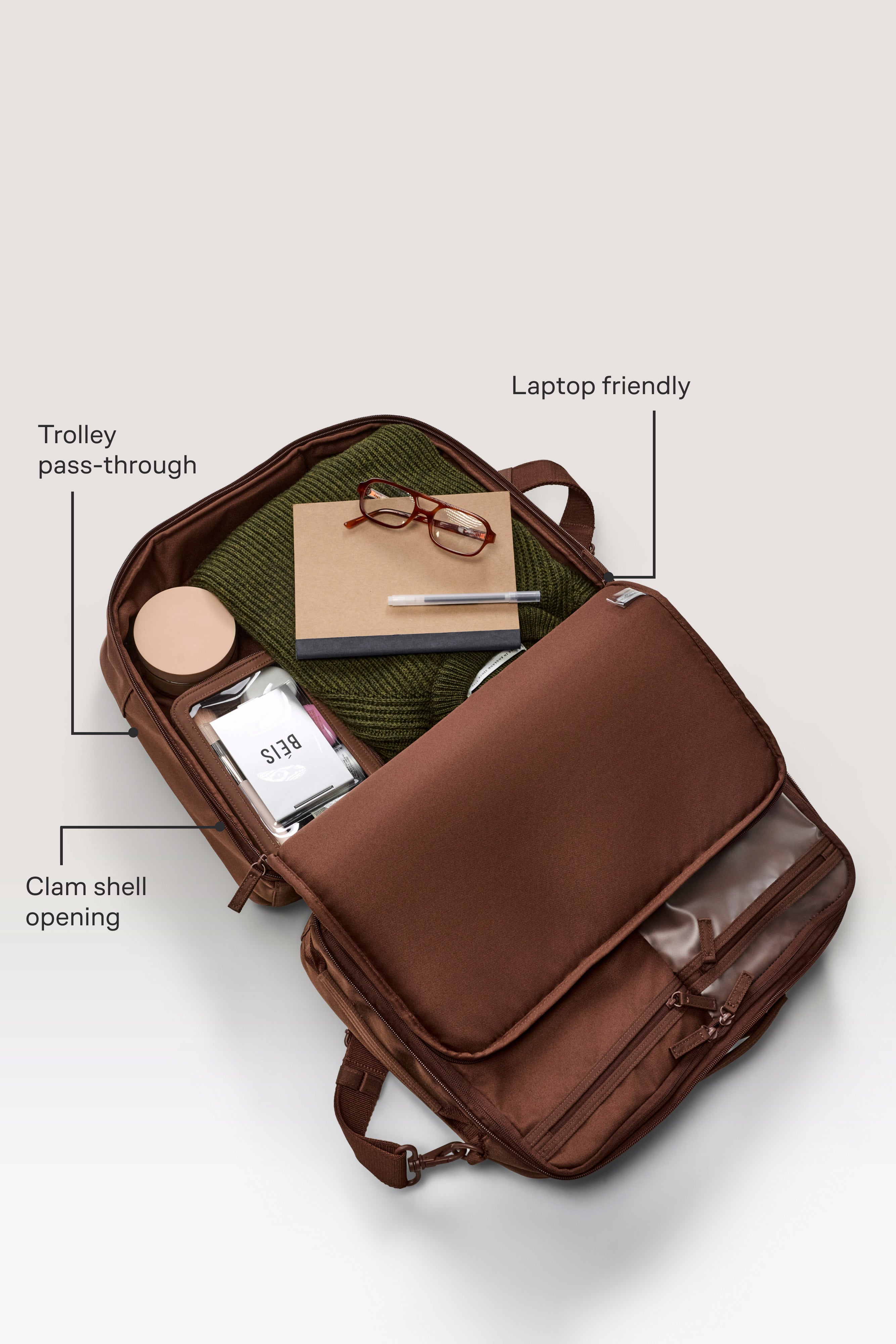 beis-ultimate-travel-duffle-sac-voyage-maple image 2