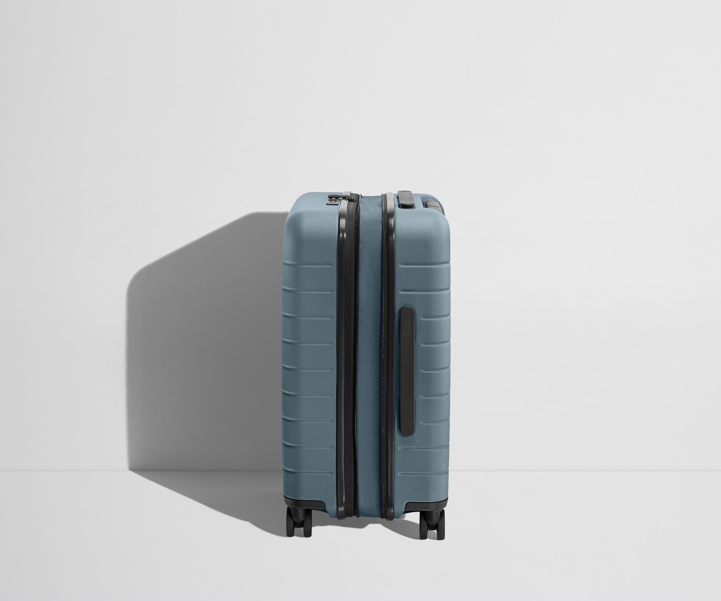 away-carry-on-flex-valise-cabine-extensible-bleu-c-te image 5