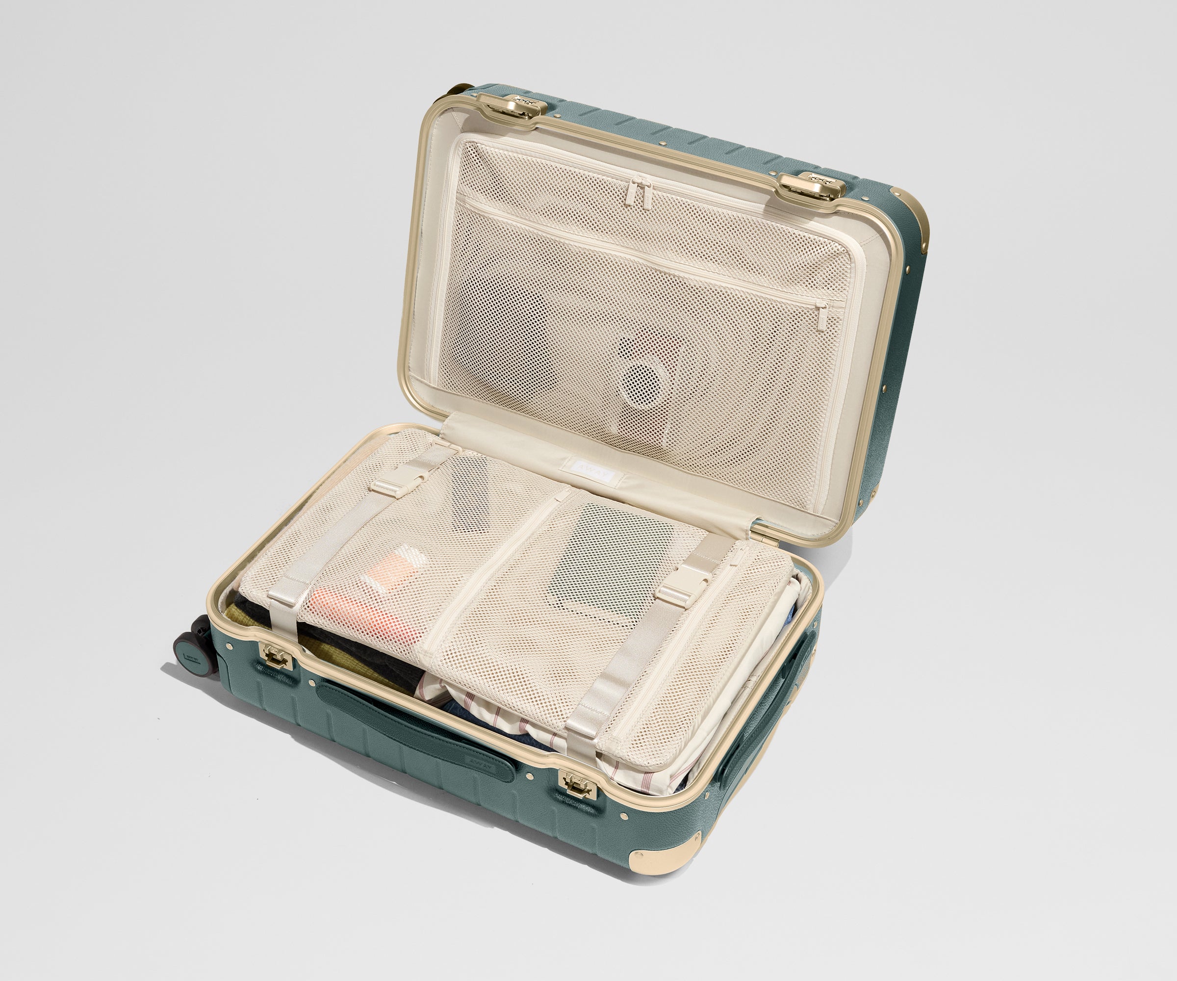 away-aluminum-edge-bigger-carry-on-valise-vert-lierre image 5
