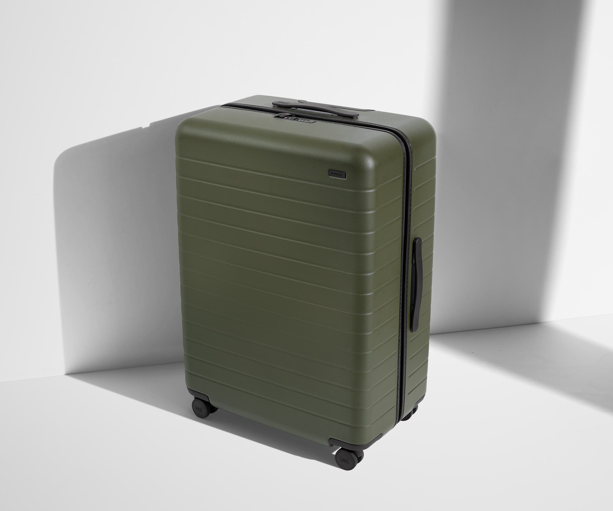 away-large-valise-soute-vert-olive-rigide image 2
