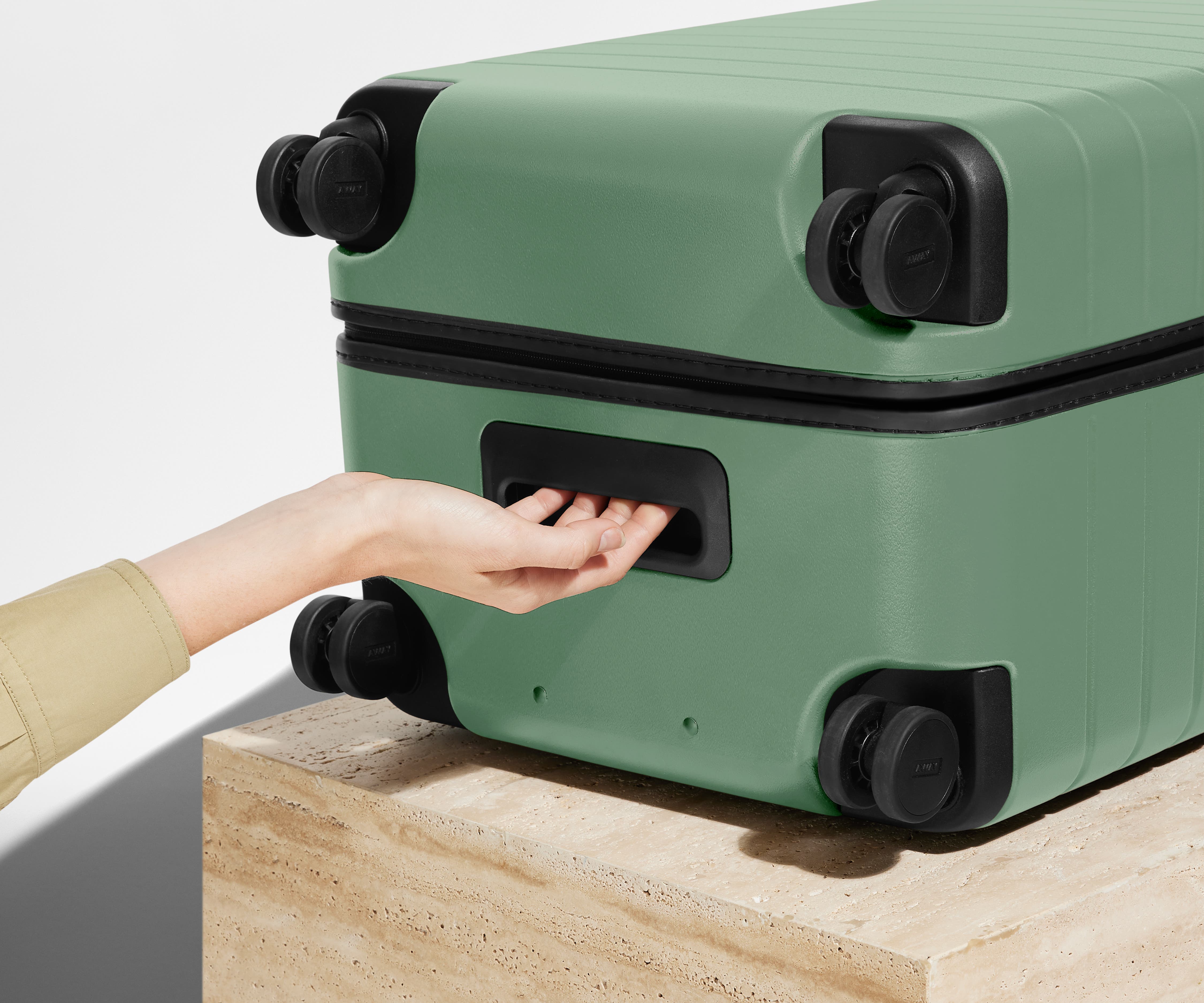 away-trunk-valise-soute-rigide-sea-green-compression image 6