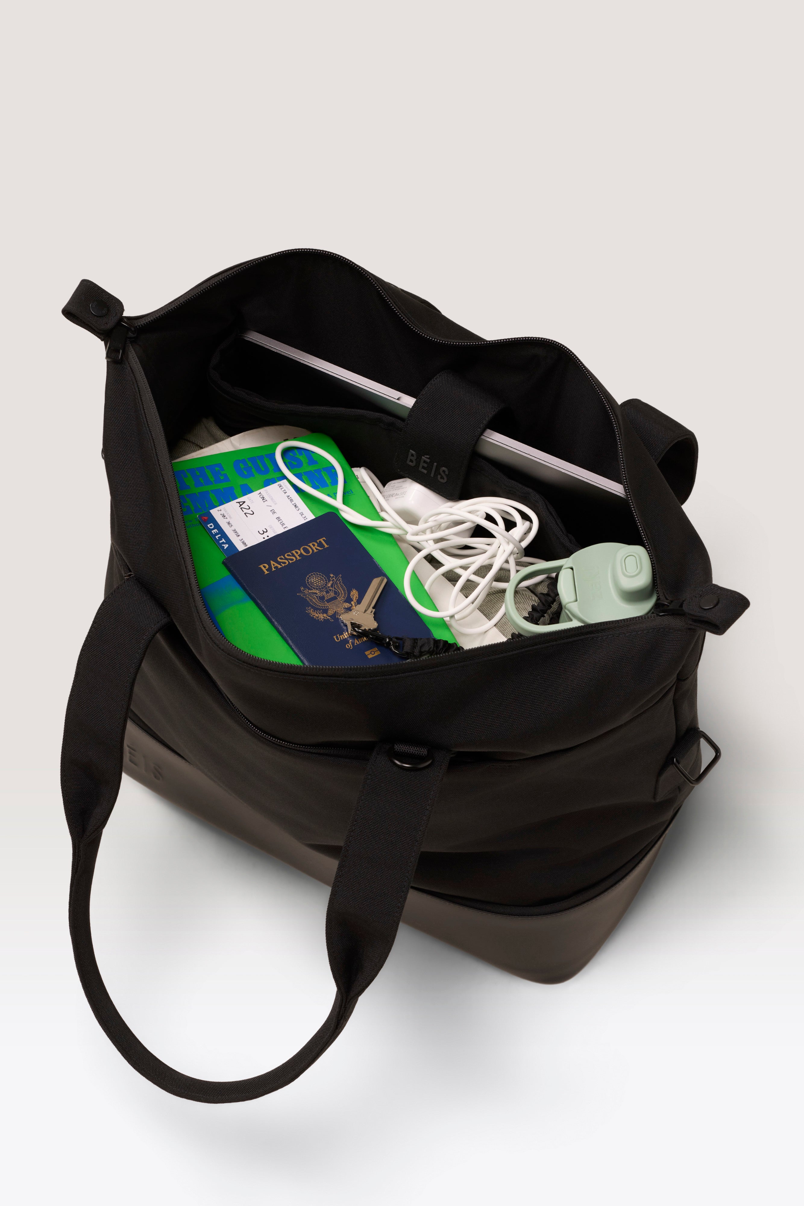 beis-mini-weekender-sac-week-end-noir-housse-ordinateur image 3