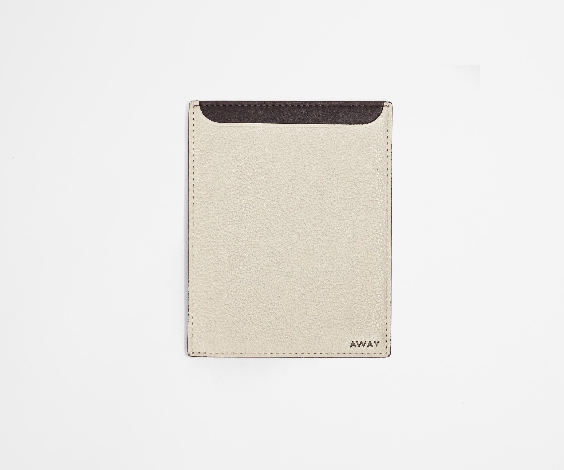 away-passport-wallet-prot-ge-passeport-cream-white-cuir image 1