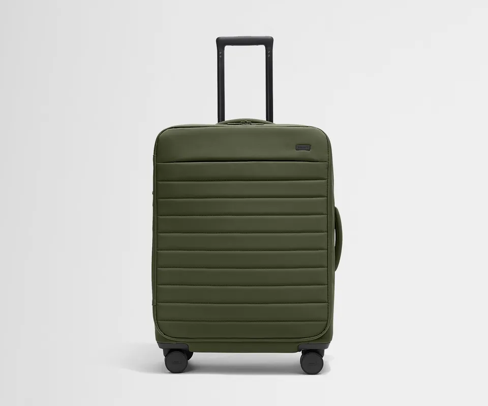 away-softside-medium-valise-soute-olive-green-extensible image 1