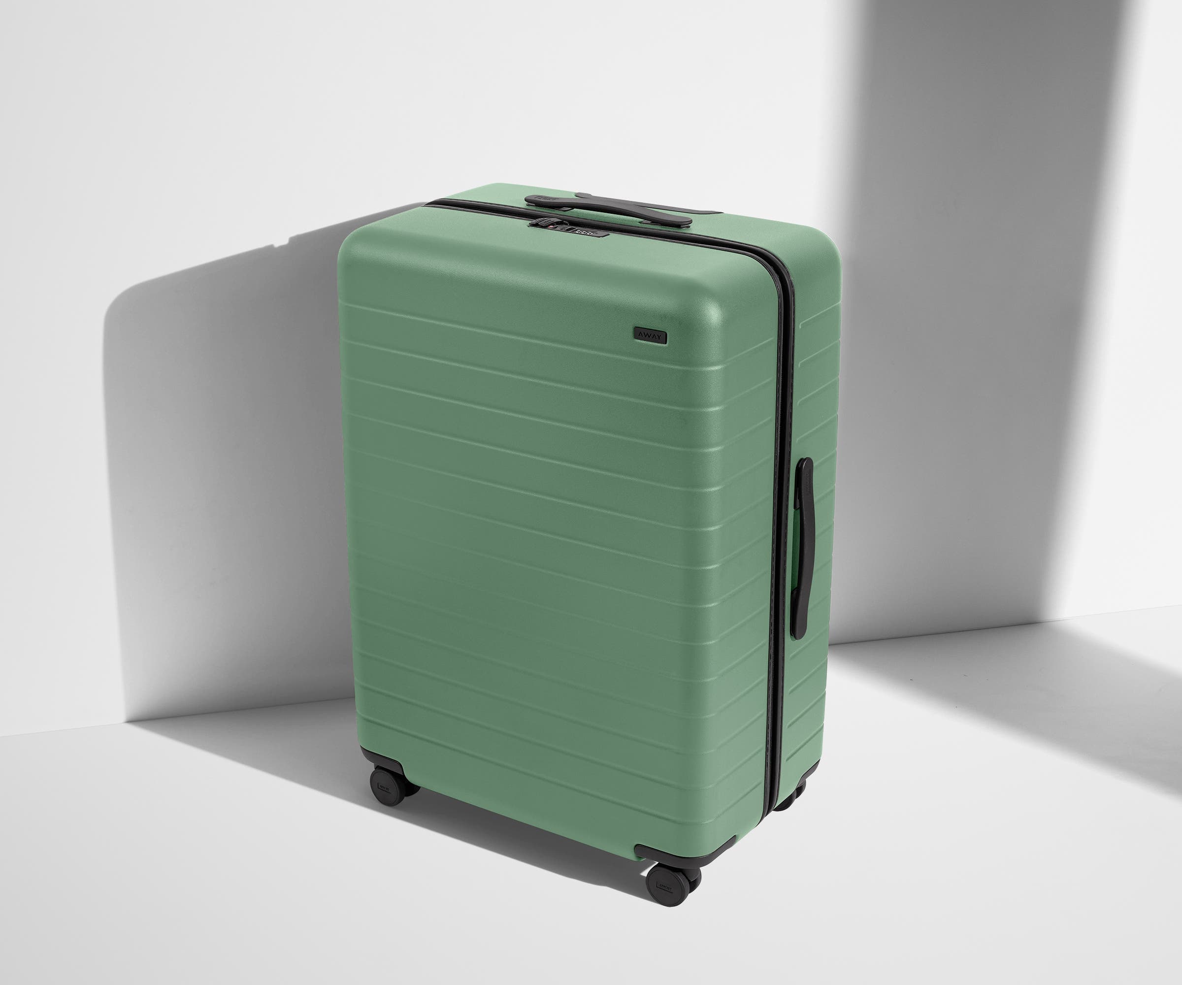away-large-grande-valise-soute-rigide-vert-mer image 2
