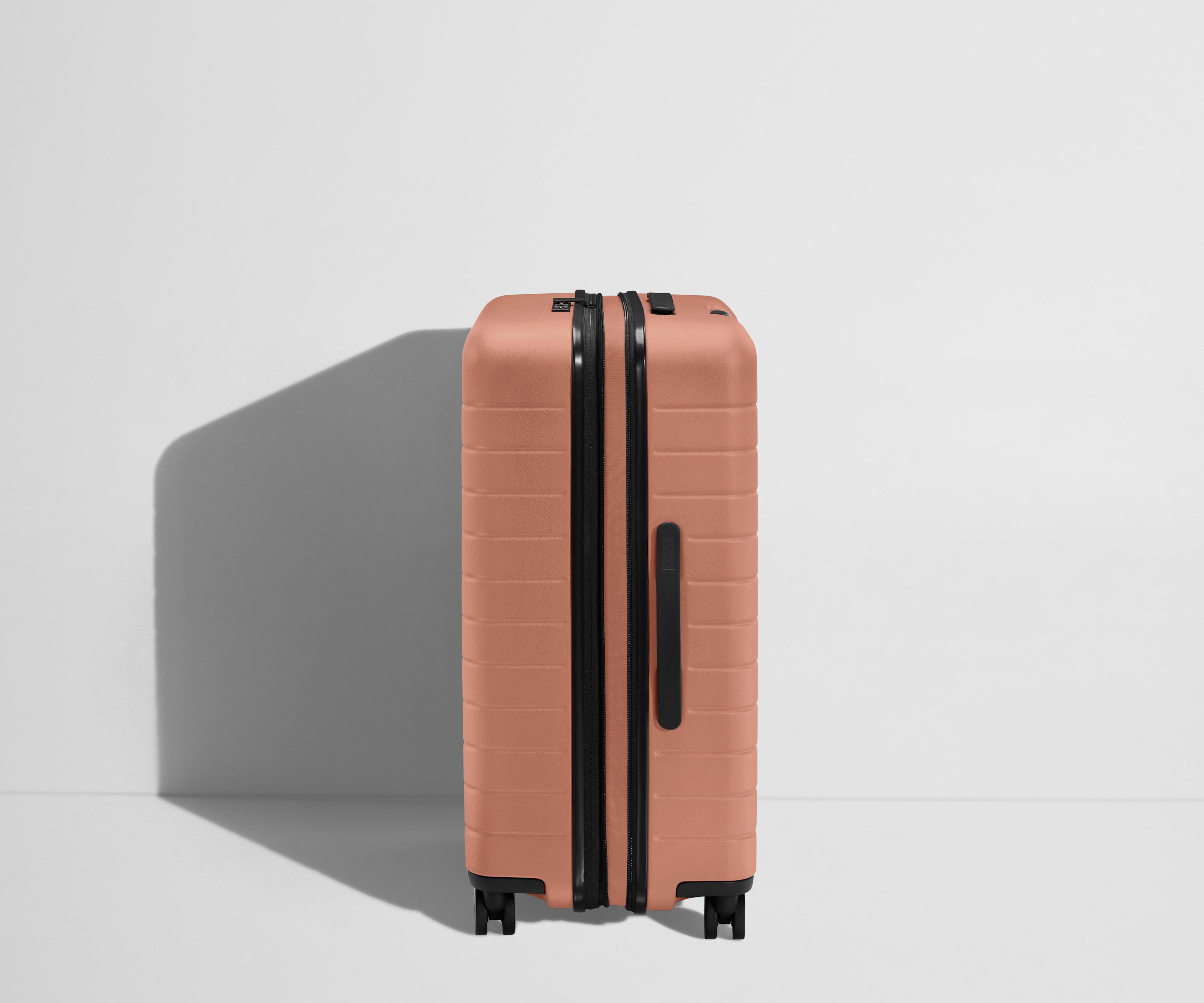 away-the-medium-flex-valise-soute-clay-pink-extensible image 3
