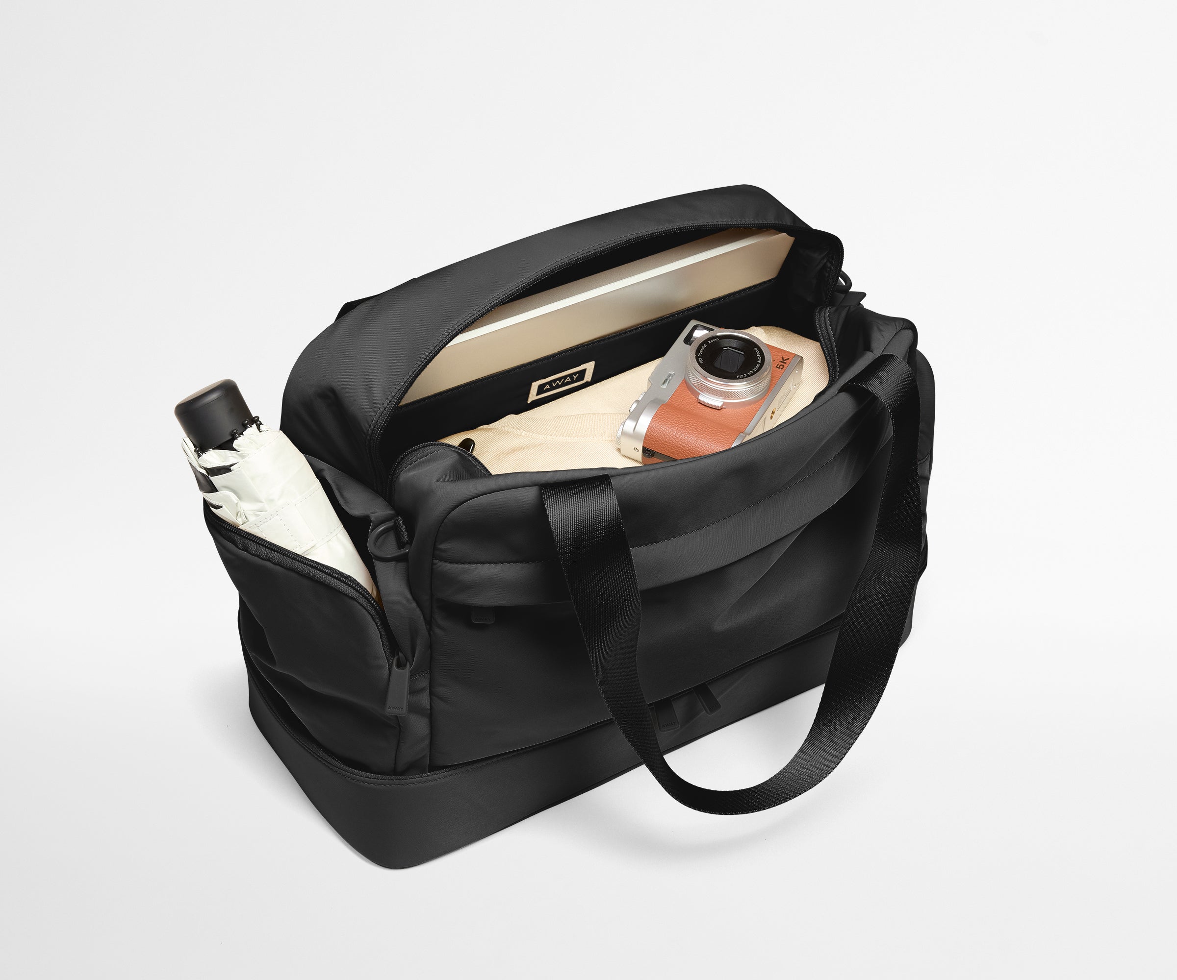 away-featherlight-overnight-sac-voyage-noir image 3