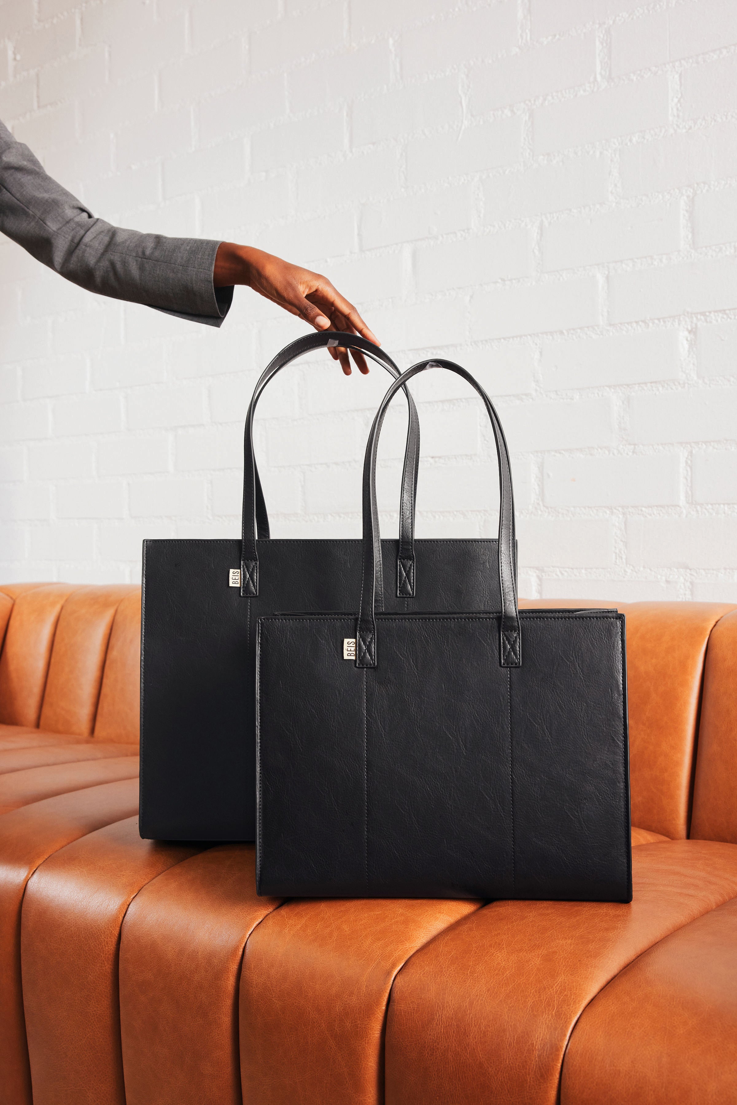beis-large-work-tote-sac-cabas-noir-ordinateur image 2