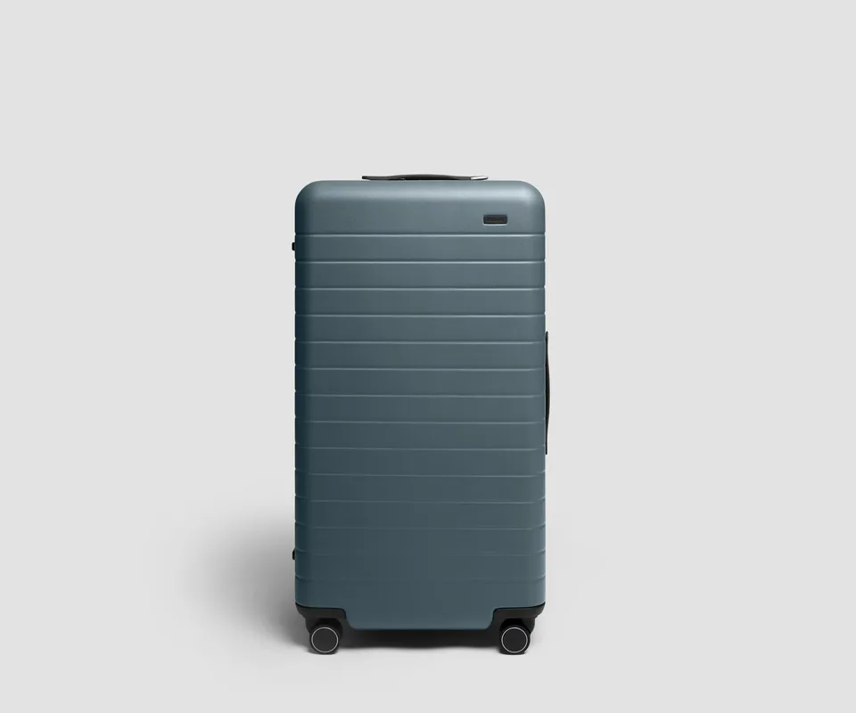 away-trunk-3-valise-soute-bleu-coast-grand-volume image 1