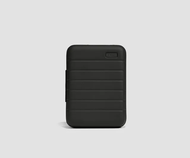 away-mini-tech-case-tui-c-bles-jet-black-rigide image 1