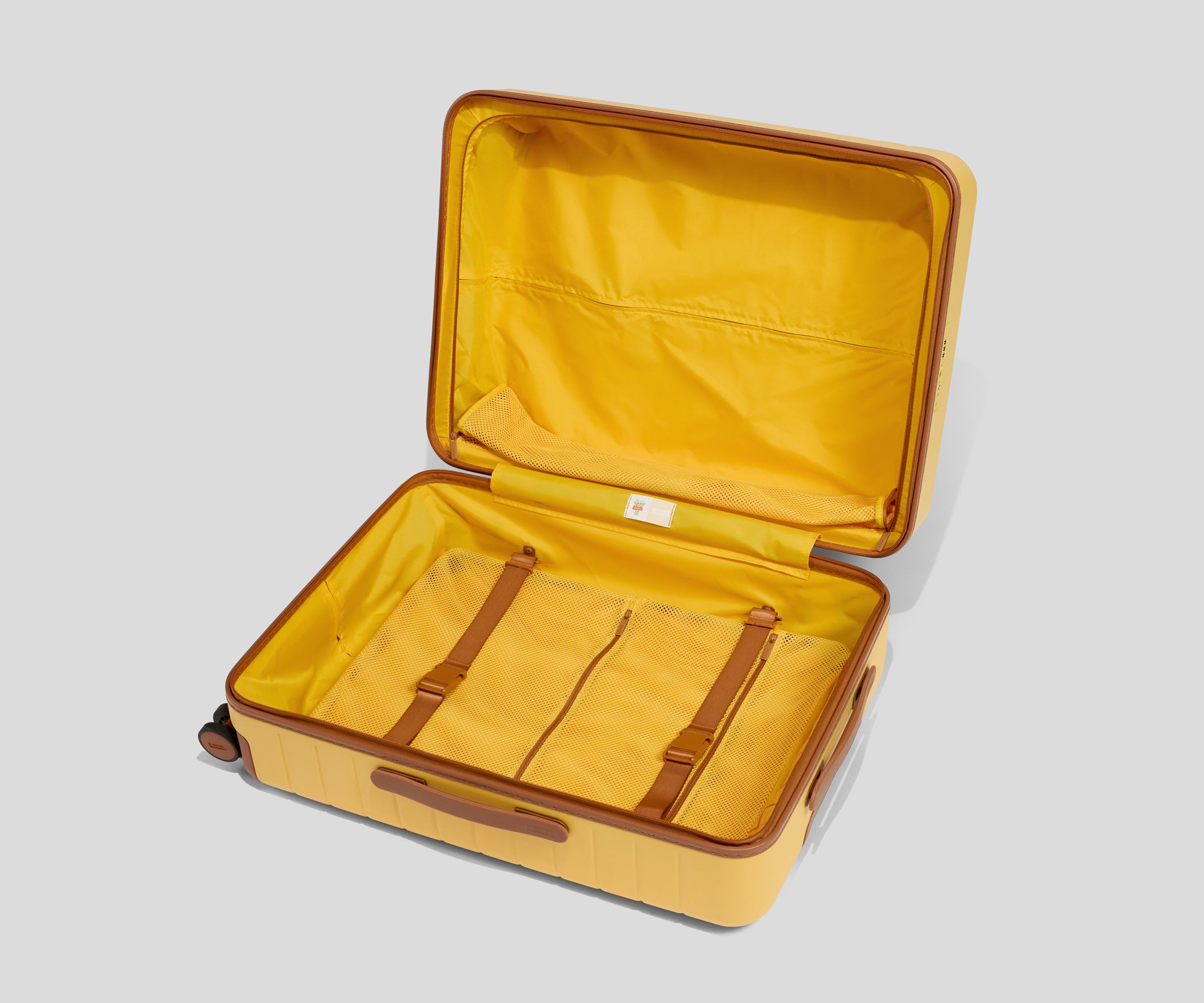 away-medium-valise-soute-woody-yellow-toy-story image 5
