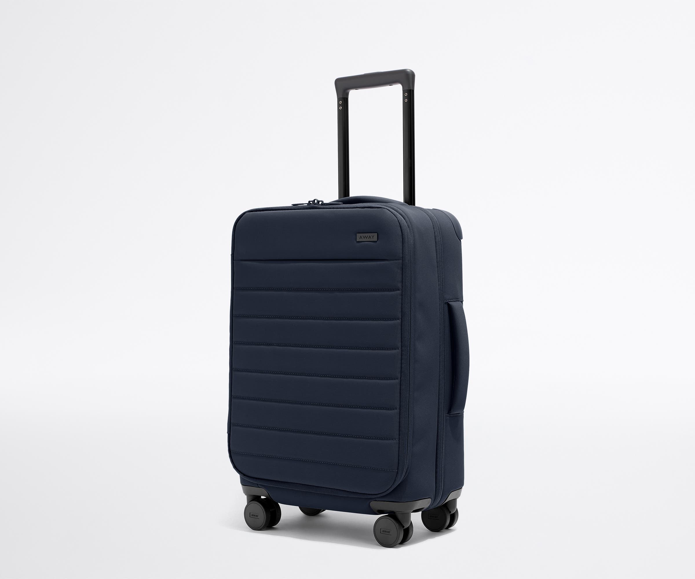away-softside-carry-on-valise-cabine-navy-blue-souple image 2