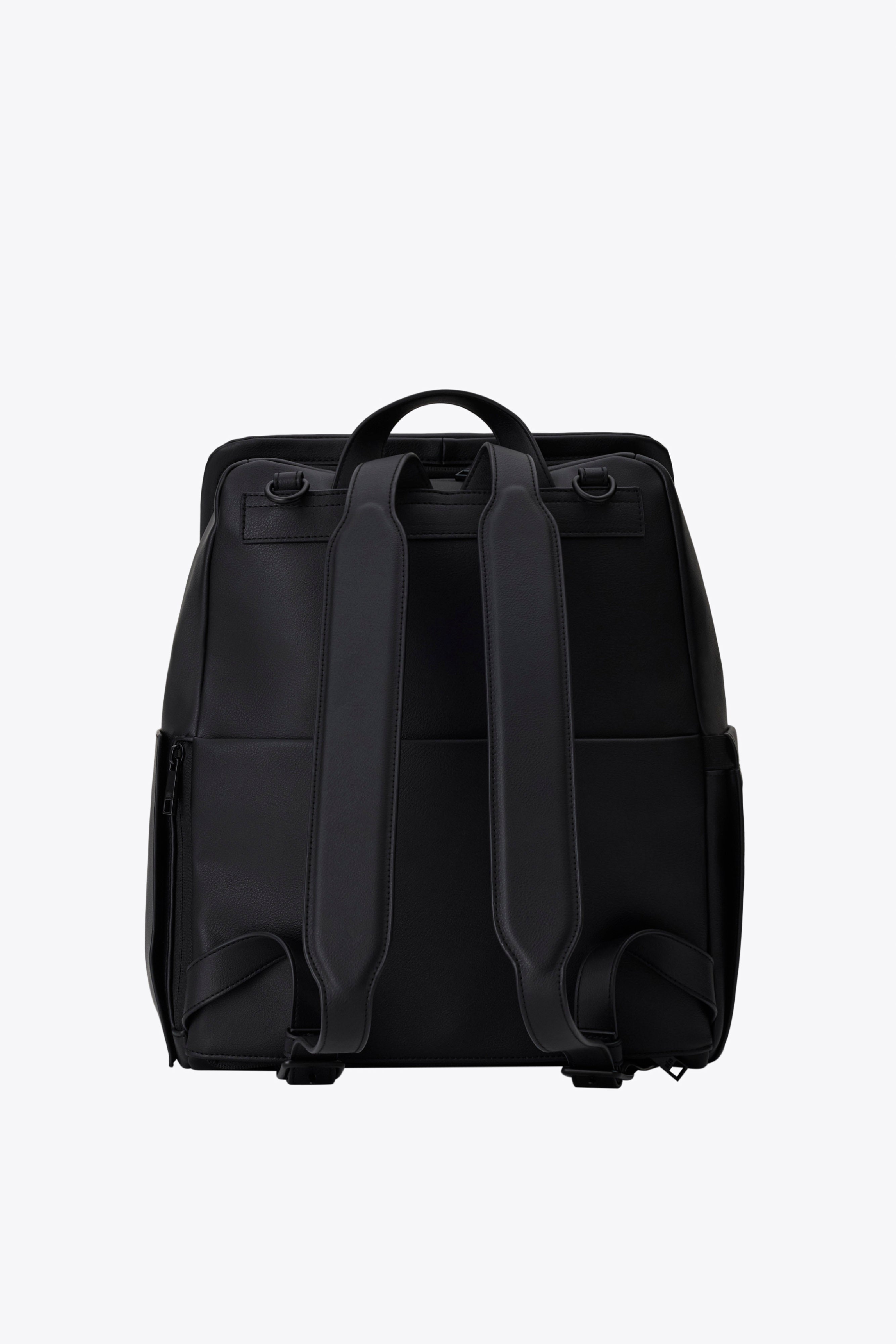 beis-everyday-diaper-sac-dos-langer-noir-vegan image 6