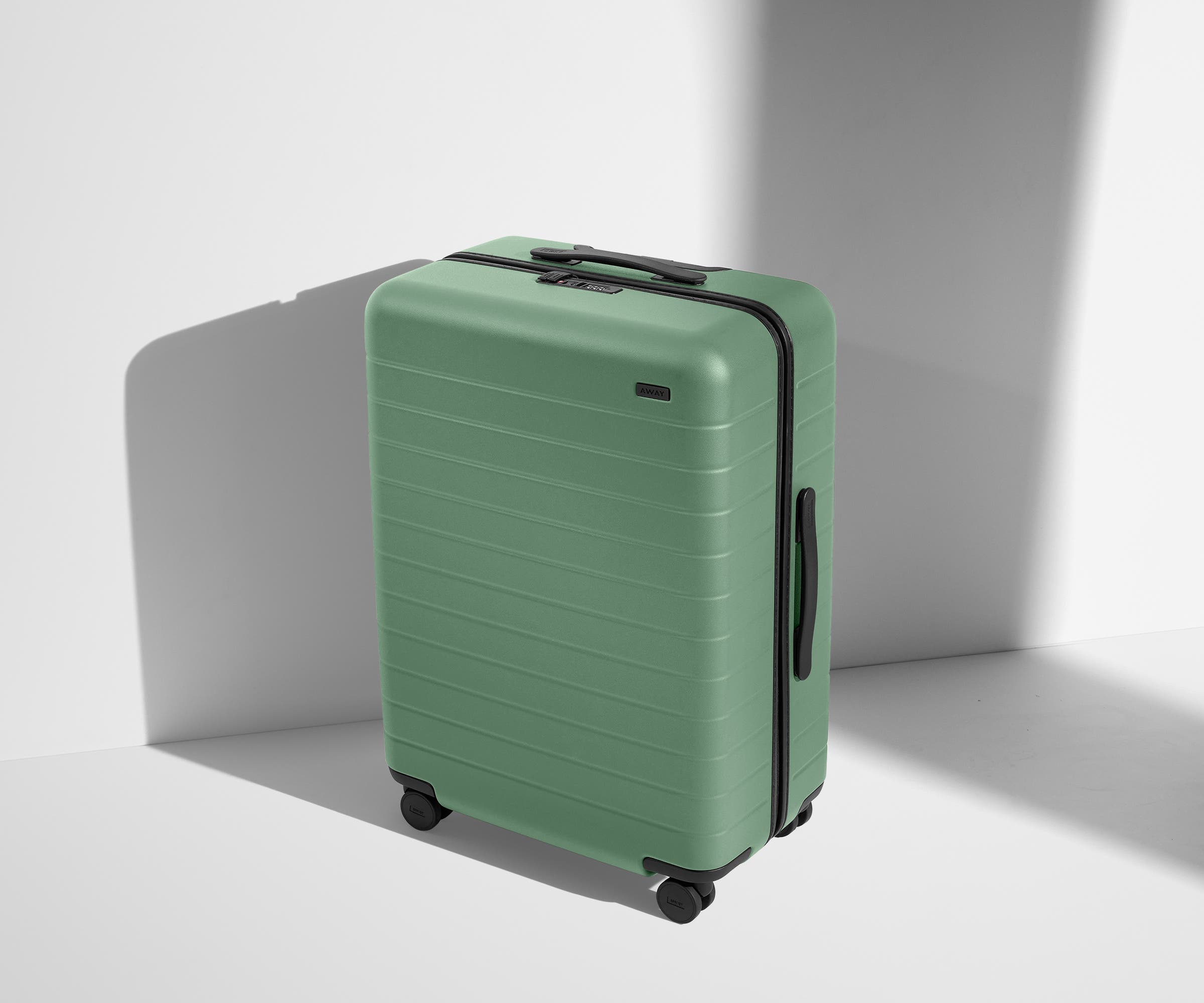 away-the-medium-valise-soute-vert-d-eau-sea-green image 2