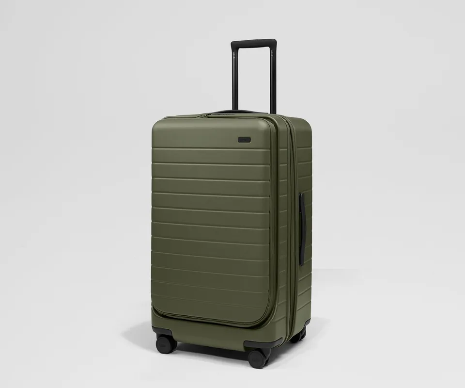 away-topside-medium-trunk-valise-soute-verte-olive image 1