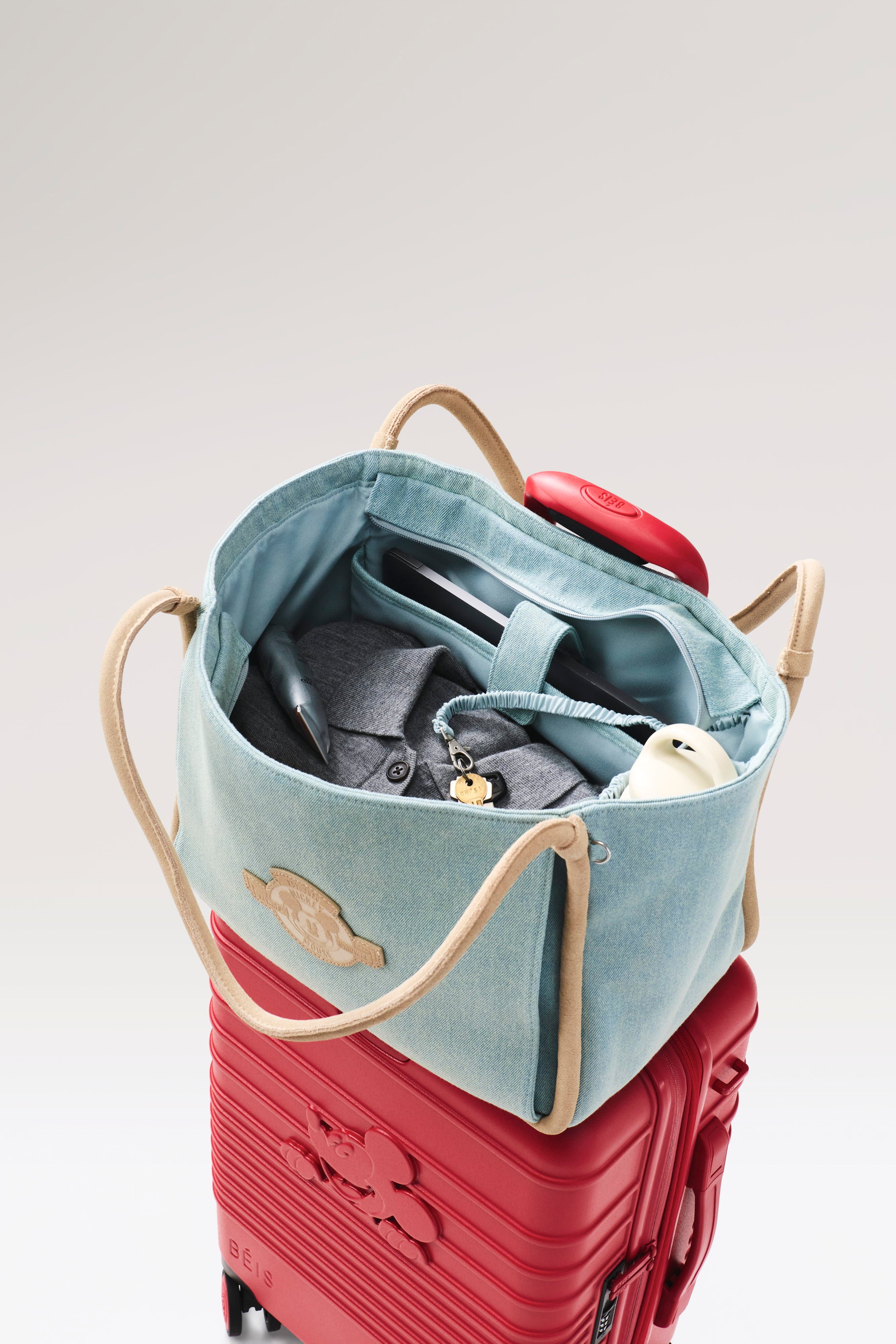 b-is-disney-tote-sac-tote-blue-jeans-mickey image 2