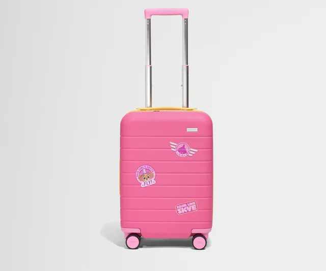 away-kids-carry-on-valise-cabine-enfant-skye-pilot-pink-pat-patrouille image 1