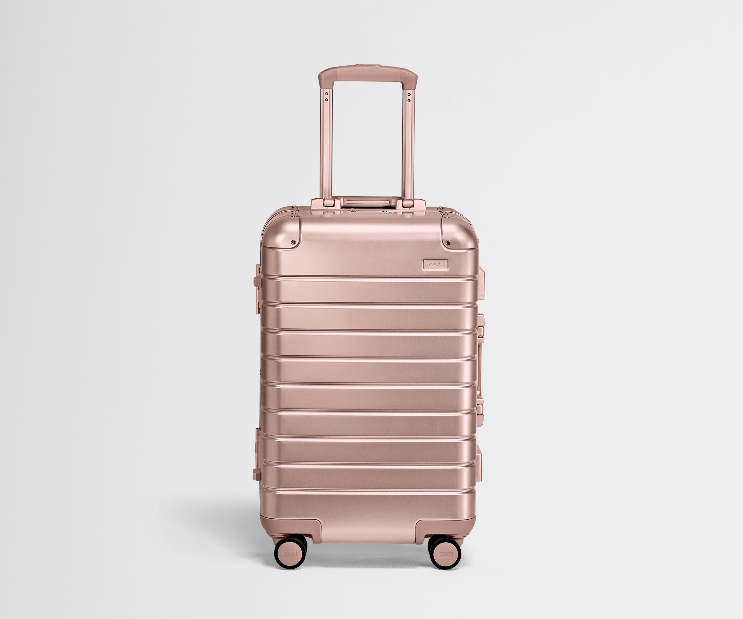 away-bigger-carry-on-aluminium-valise-cabine-or-rose image 1