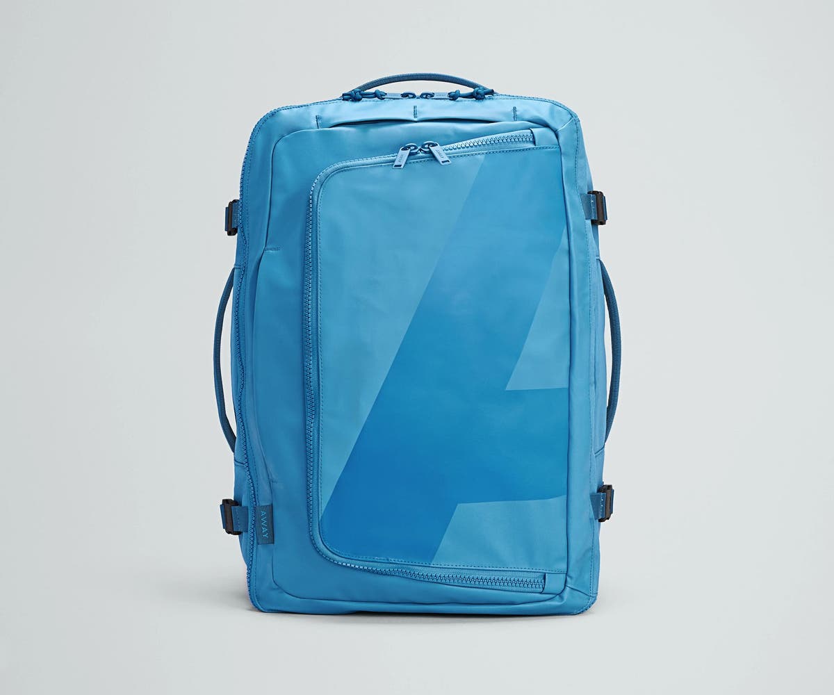 away-active-convertible-sac-dos-45l-vivid-blue-tanche image 1
