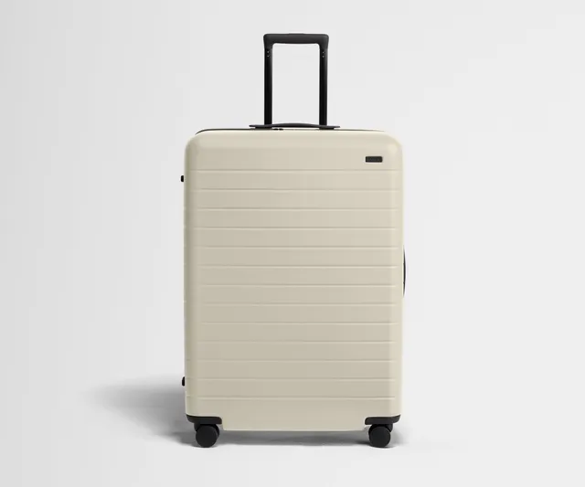 away-the-large-valise-soute-blanc-sel-rigide image 1
