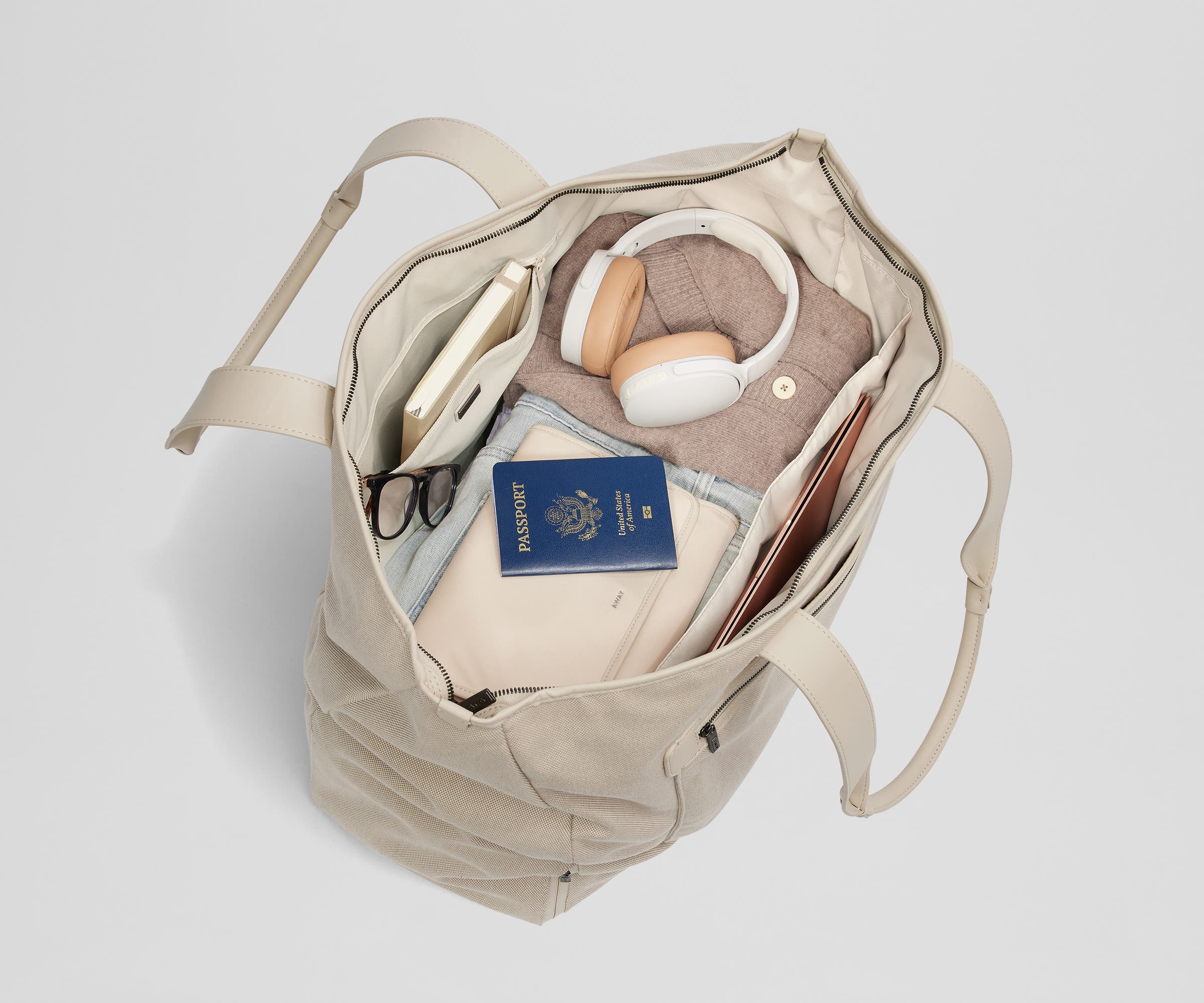 away-transit-canvas-tote-sac-tote-tan-16-pouces-porte-chaussures image 3