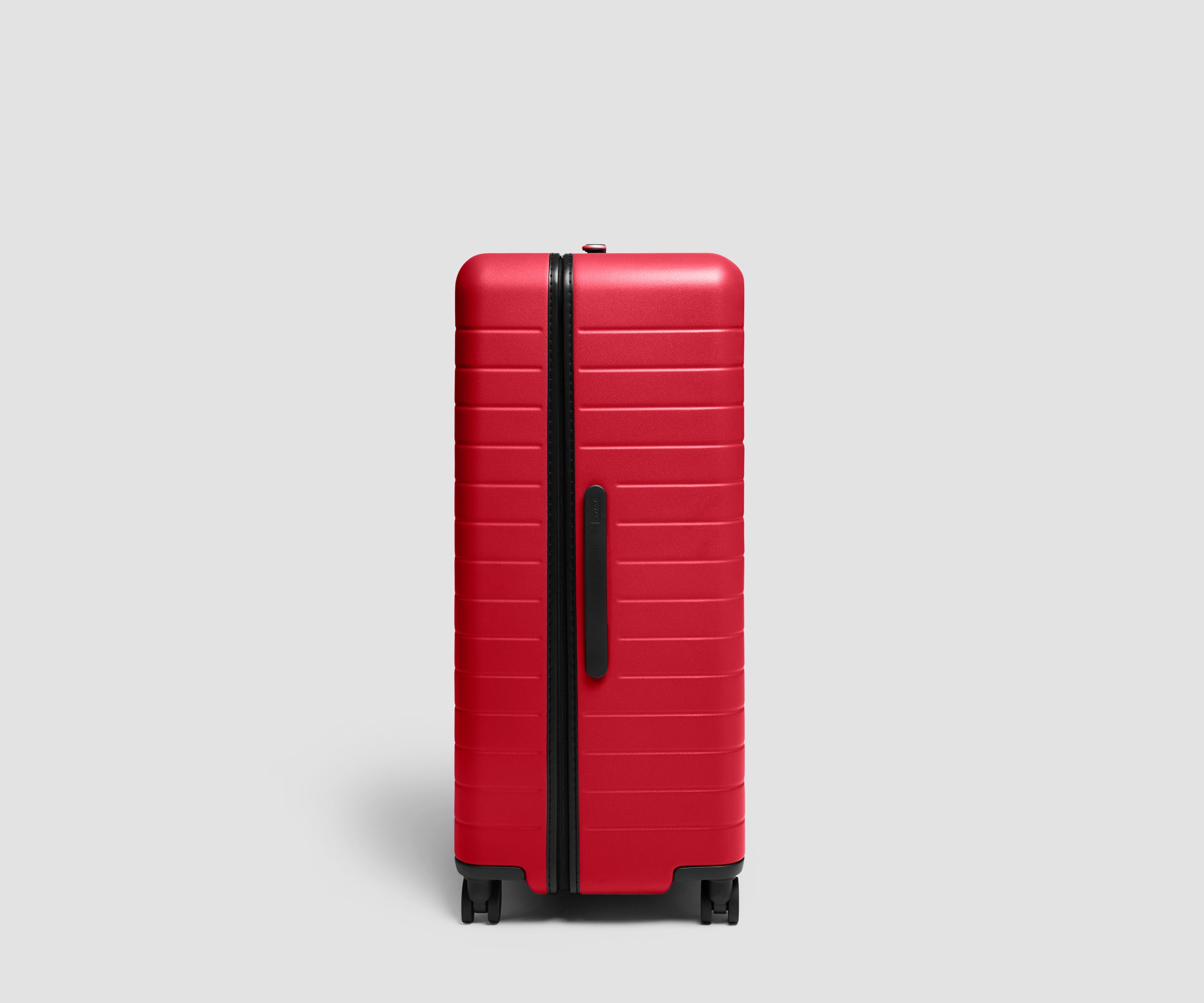 away-trunk-3-valise-soute-cherry-red-rigide-grande image 3