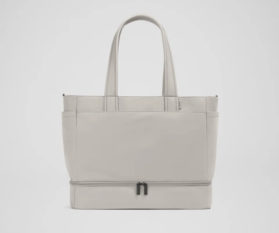 away-double-diaper-tote-sac-langer-gris-cloud-gray image 1