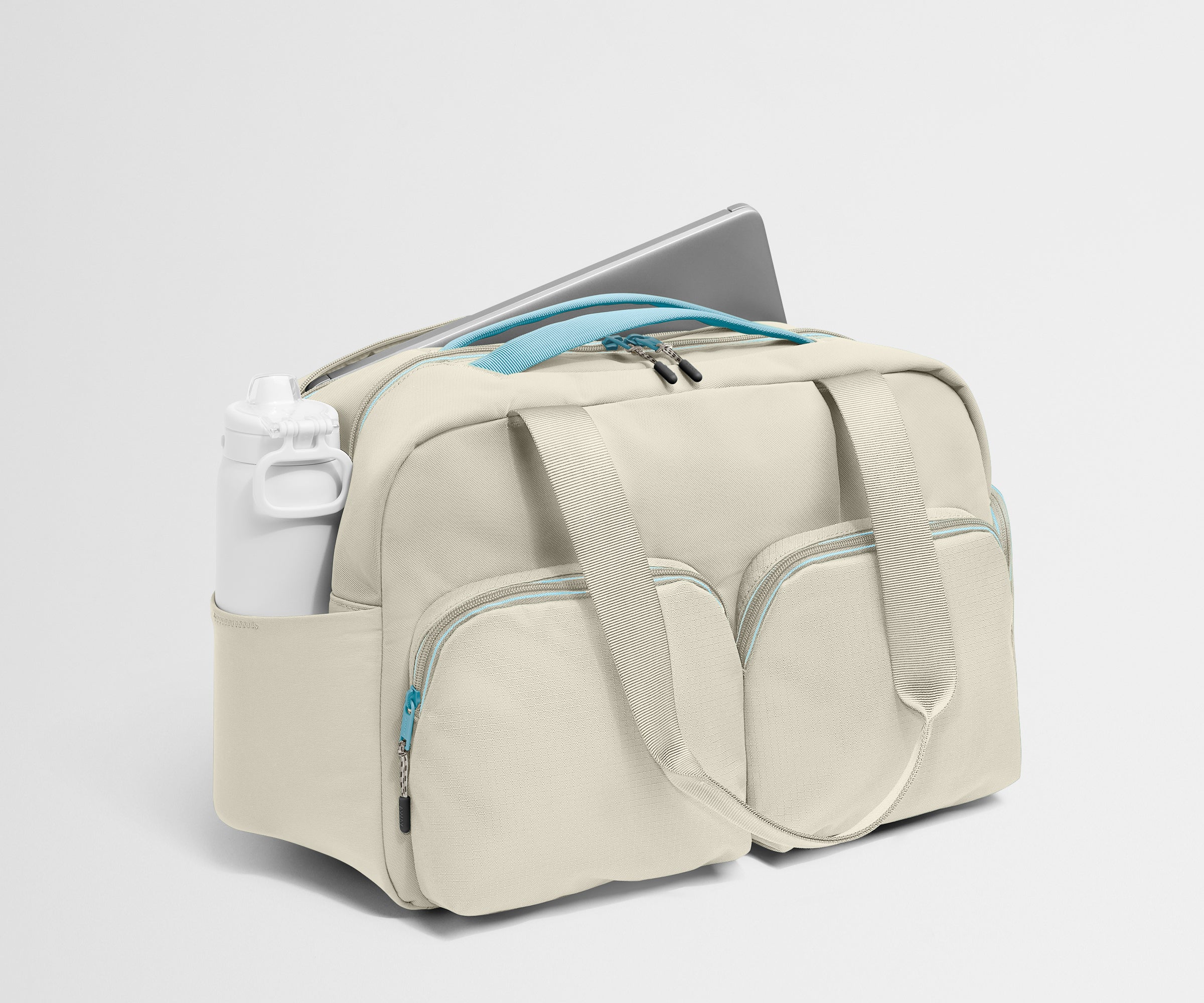 away-gym-bag-sac-de-sport-blanc-sel-16-pouces image 3