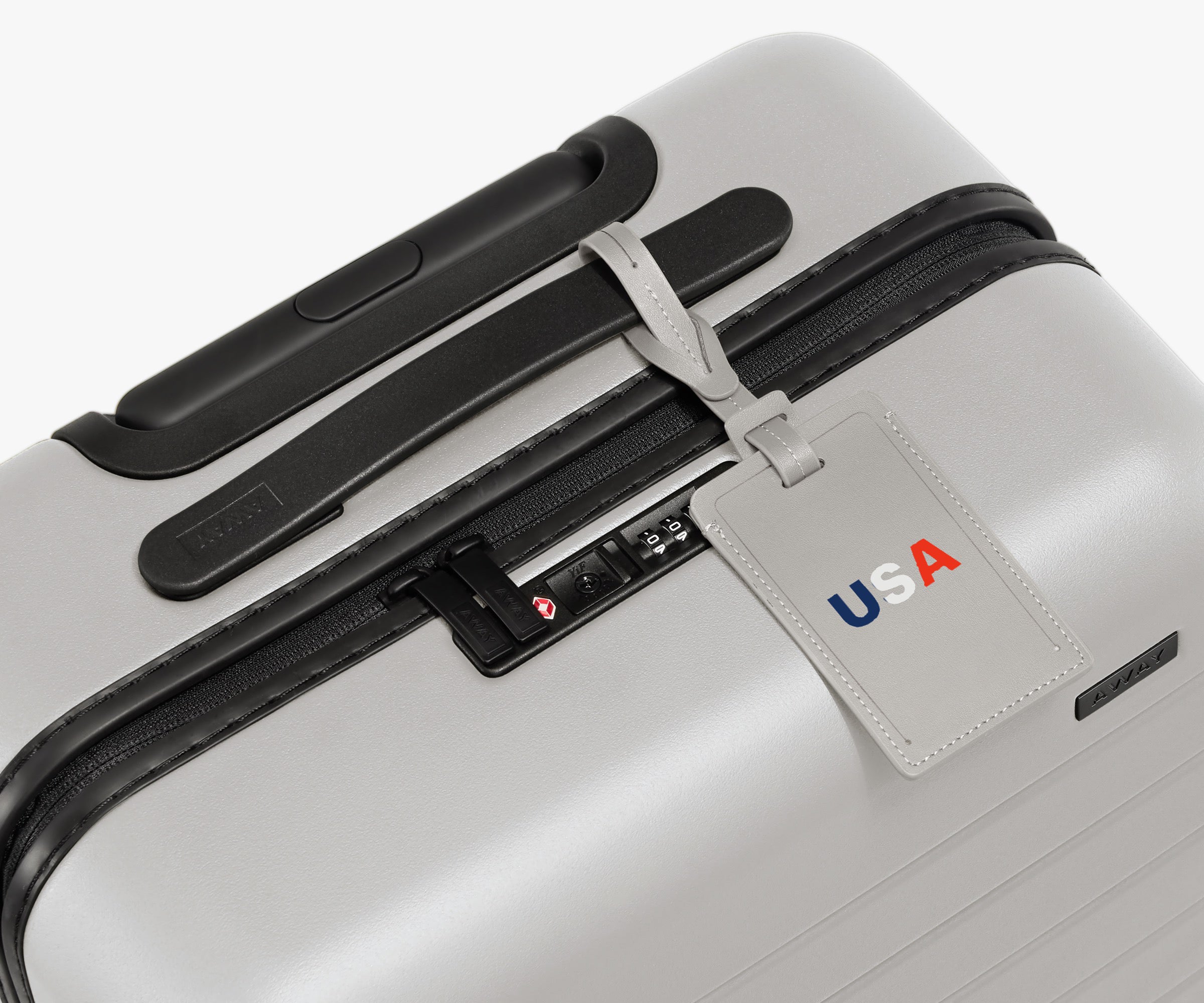 away-match-day-tiquette-bagage-usa-cuir image 3