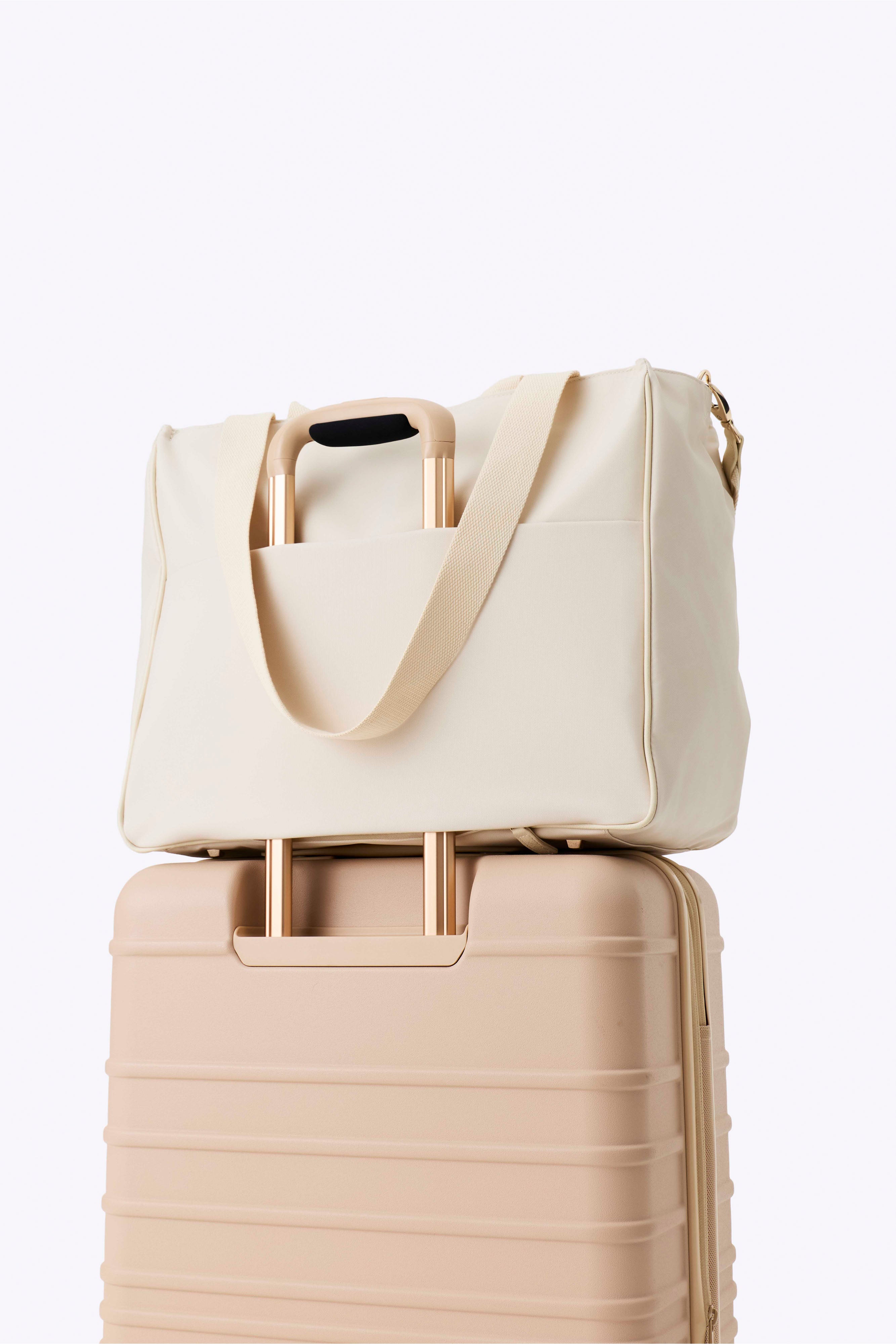 beis-east-to-west-beige-tote-bag-cabas-beige image 5