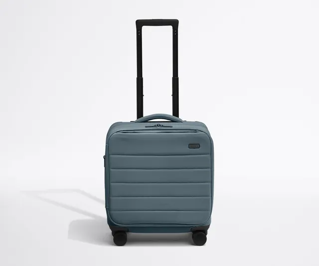 away-softside-valise-cabine-souple-bleue-coast-blue image 1
