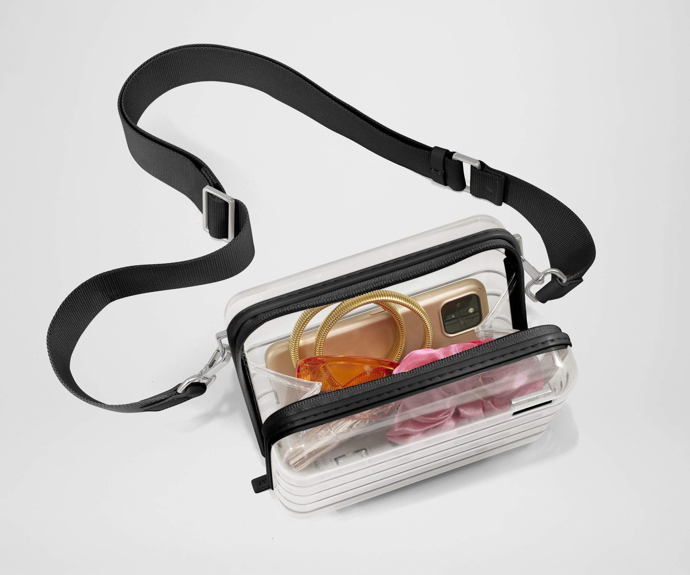 away-stadium-bag-sac-transparent-on-tour image 2