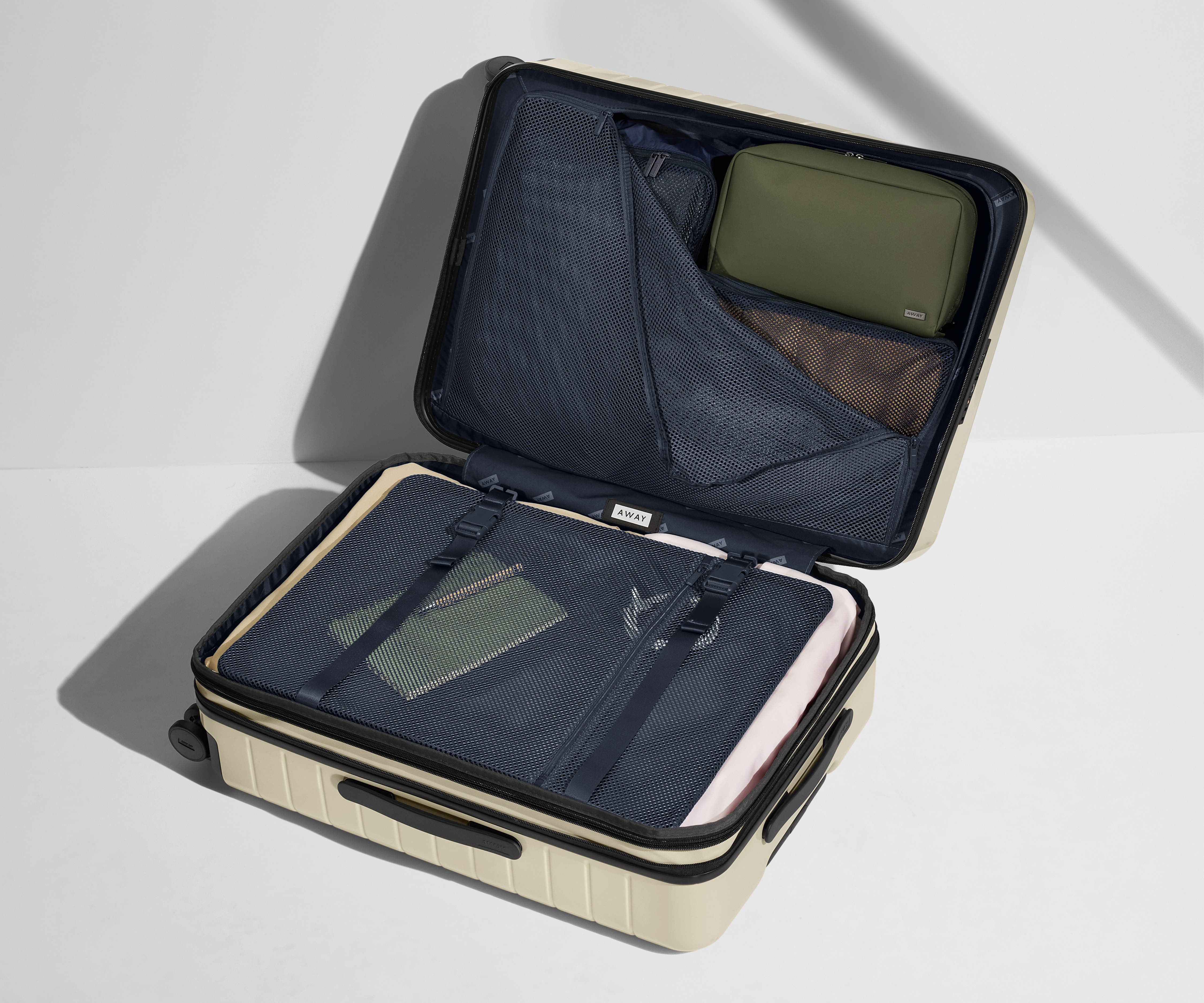 away-medium-flex-valise-soute-salt-white-extensible image 6