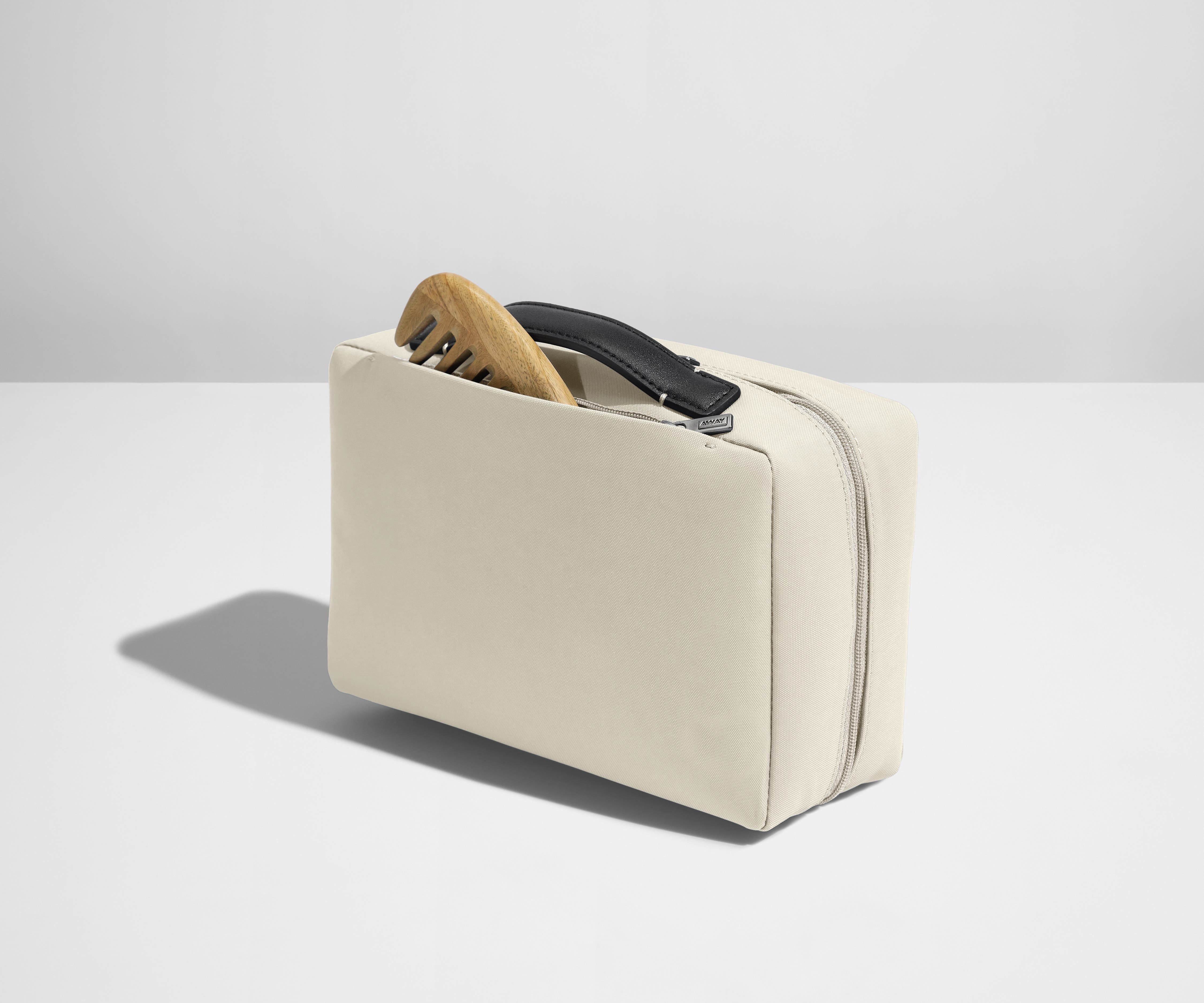 away-small-toiletry-bag-trousse-de-toilette-blanc-sel-poche-zip image 4